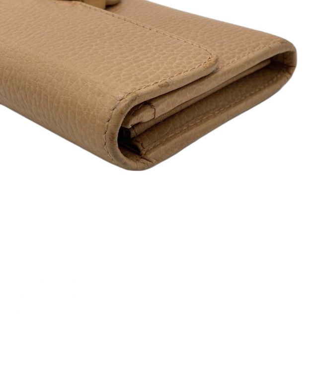 【Theworld0722さま専用】GUCCI ベージュ 二折り財布 ほぼ未使用 中古・古着通販】GUCCI (グッチ) 長財布 ベージュ｜ブランド・古着通販