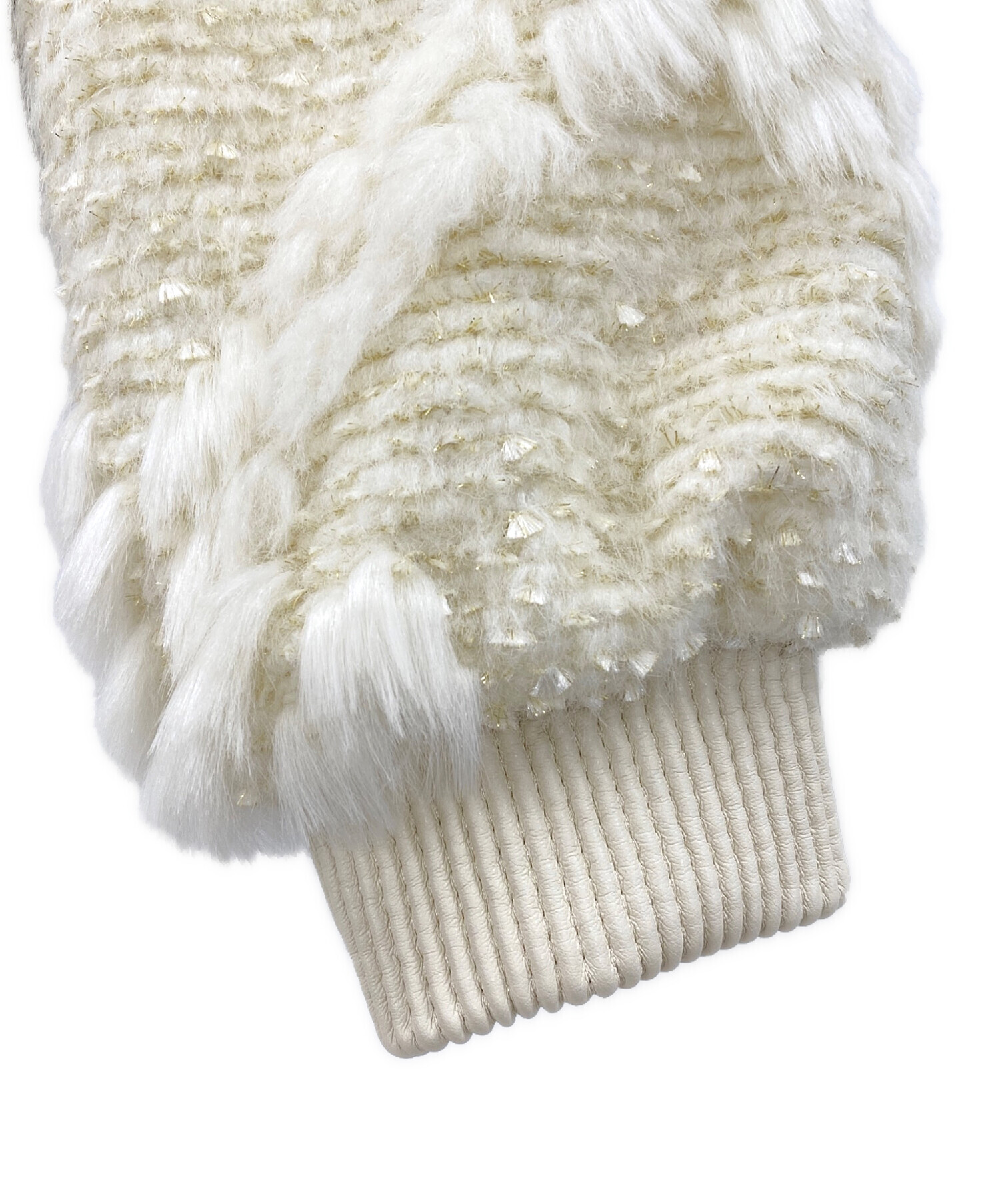 【未使用級】GRACE CONTINENTA ファーツイード ブルゾン 白 36 未使用級】GRACE CONTINENTA ファーツイード ブルゾン 白 36 フェイク