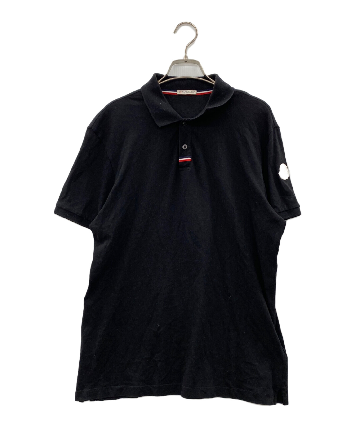 人気☆ MONCLER モンクレール ポロシャツ　ブラック　ロゴ　ワッペン　XL 中古・古着通販】MONCLER (モンクレール) 袖ラバーワッペンポロシャツ