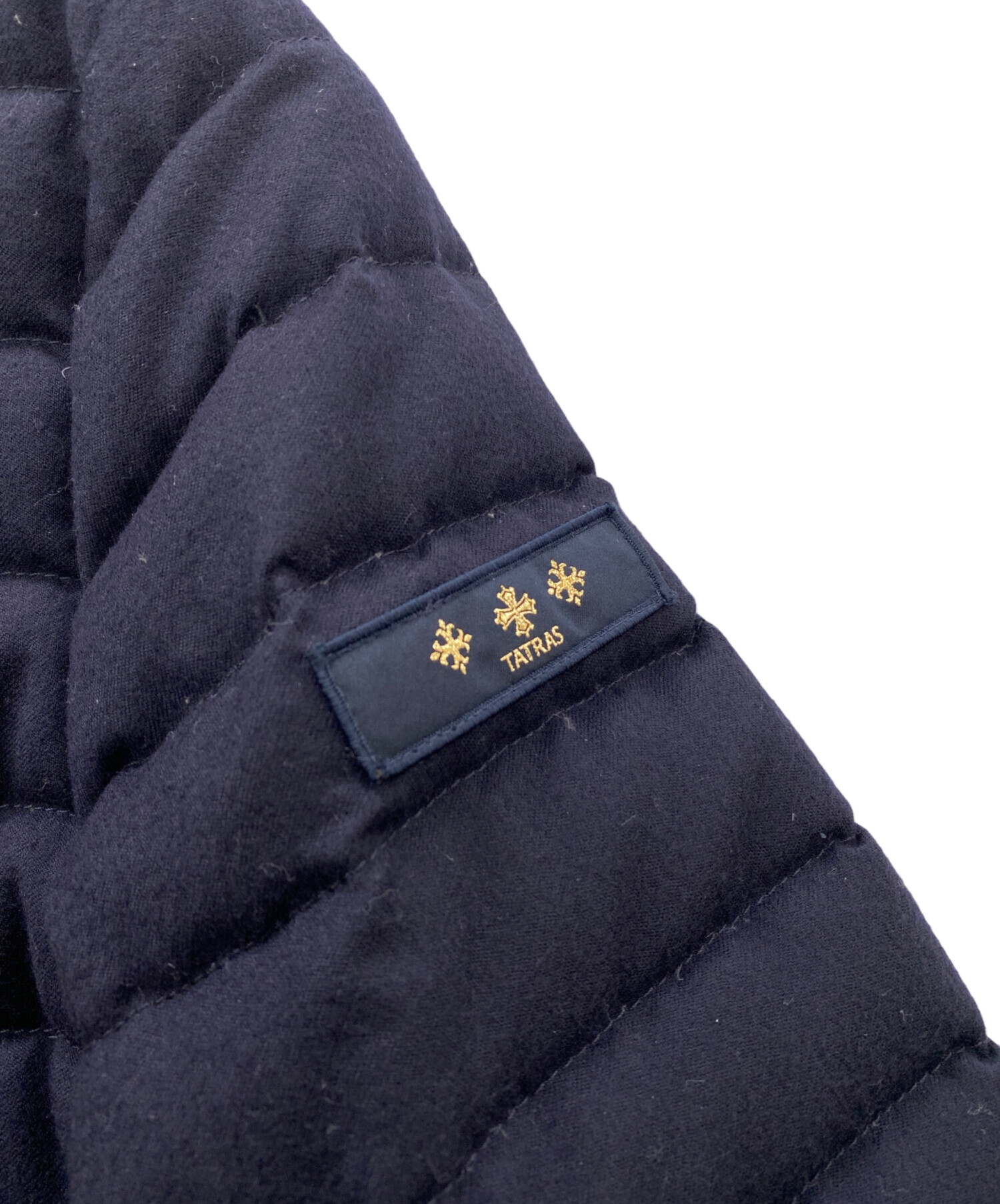 中古・古着通販】TATRAS (タトラス) ノーカラーダウンジャケット