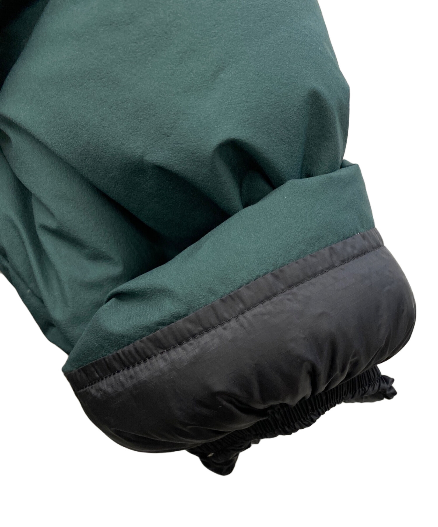 未使用に近い極美品‼️ノースフェイスビレイヤパーカＬサイズ THE NORTH FACE（ザ ノースフェイス） ダウンジャケット アウター