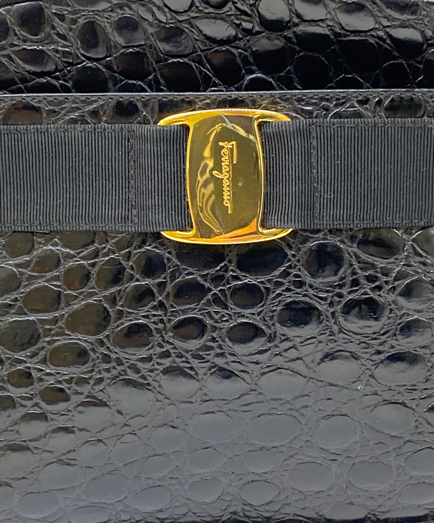 フェラガモ　ショルダーバッグ　Ferragamo 中古品 中古・古着通販】Ferragamo (フェラガモ) ショルダーバッグ ブラック
