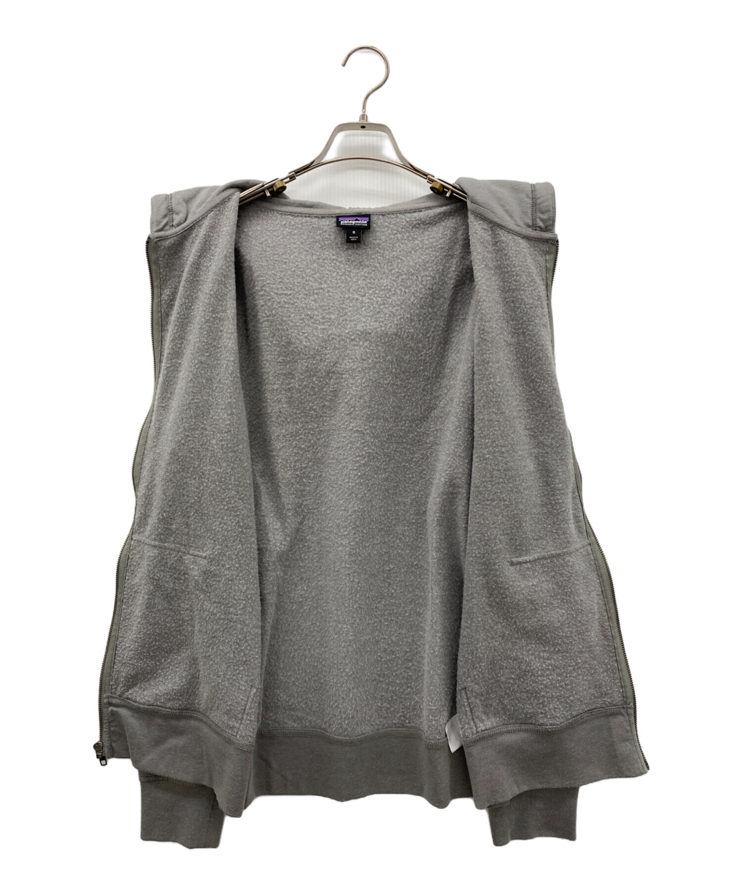 中古・古着通販】Patagonia (パタゴニア) ジップパーカー グレー