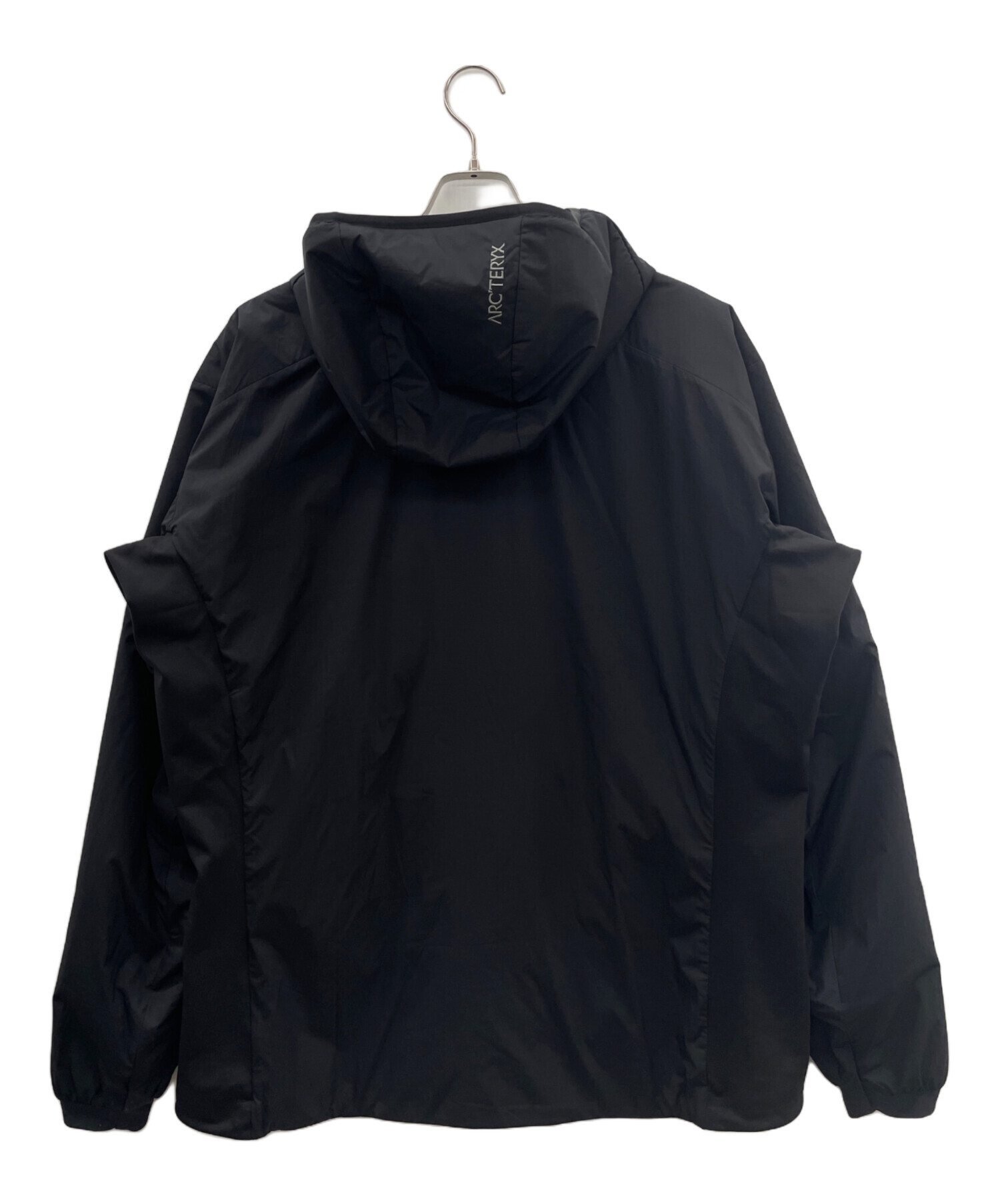 ARC'TERYX ナイロンパーカー 黒 ダーク 薄手 古着 中古・古着通販】ARC'TERYX (アークテリクス) ナイロンパーカー