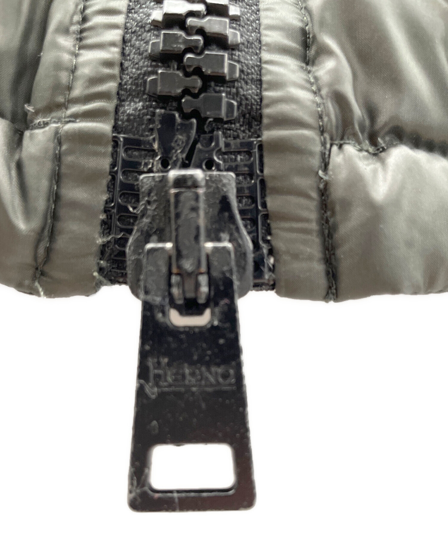 中古・古着通販】HERNO (ヘルノ) ダウンベスト グリーン サイズ:44