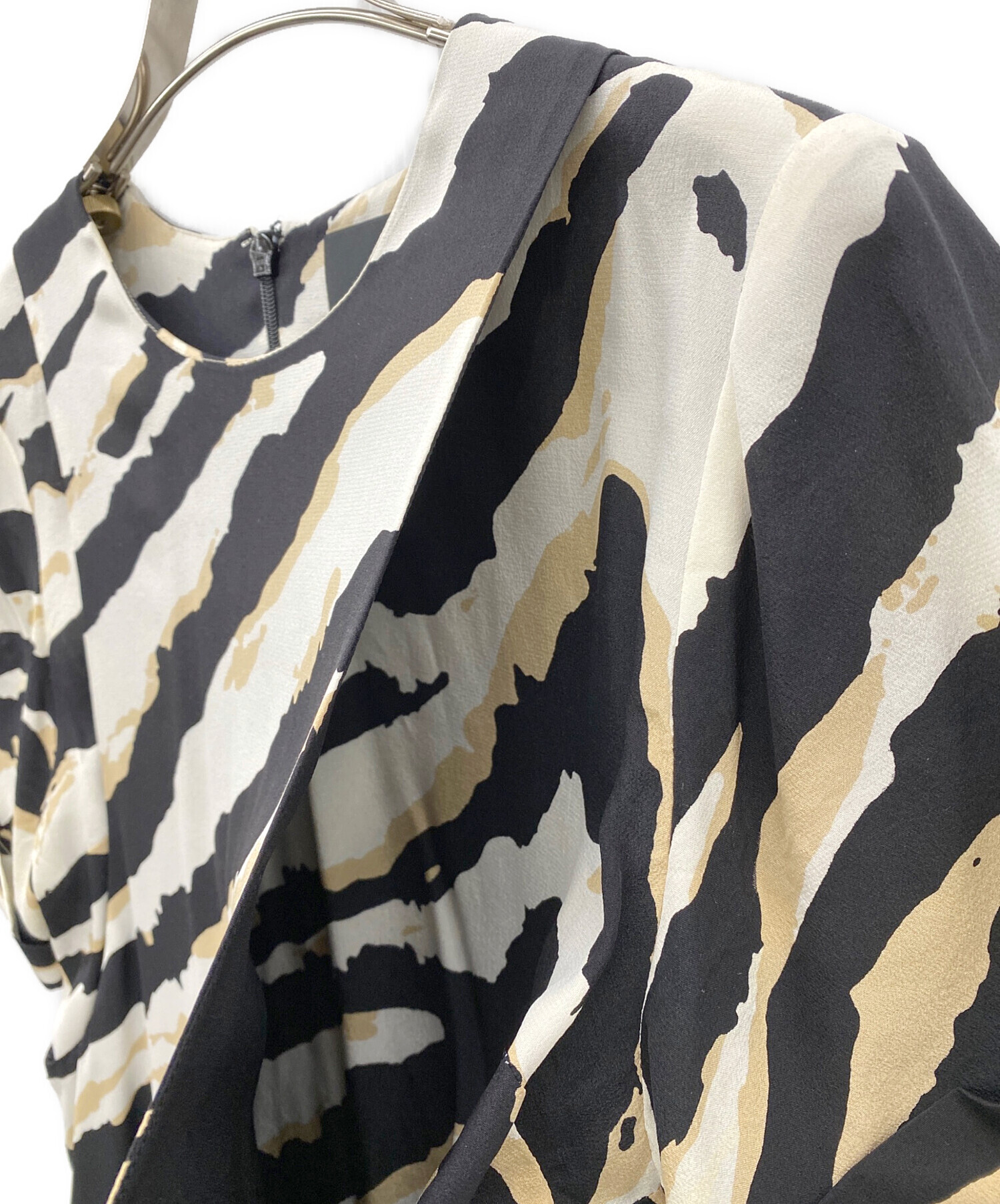 中古・古着通販】GUCCI (グッチ) 半袖ワンピース ブラック×ベージュ