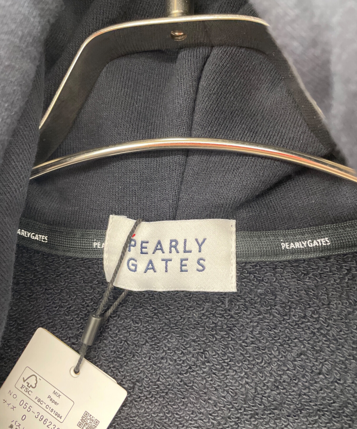 PEARLY GATES 新品未使用 バック刺繍パーカー 中古・古着通販】PEARLY GATES (パーリーゲイツ) パーカー ブラック 未