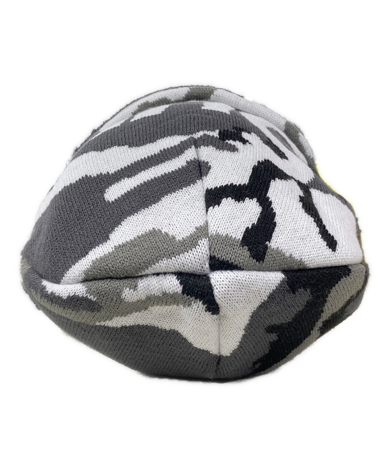 Supreme グレーキャップ デニム風 中古・古着通販】SUPREME (シュプリーム) キャップ グレー×ホワイト