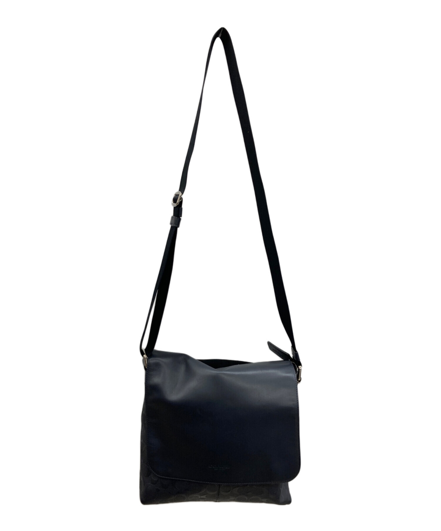 『中古美品』コーチ（coach）　メッセンジャーバッグ 中古・古着通販】COACH (コーチ) メッセンジャーバッグ ネイビー