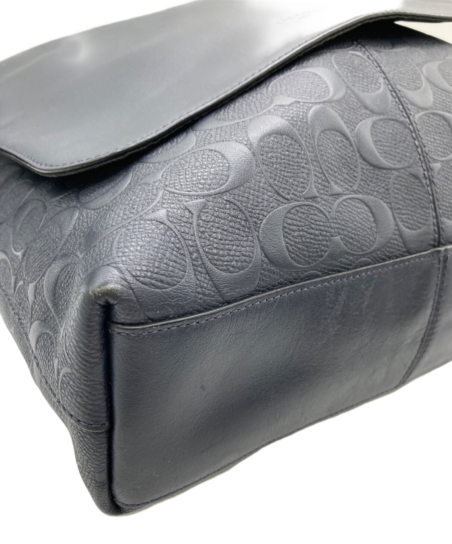 『中古美品』コーチ（coach）　メッセンジャーバッグ 中古・古着通販】COACH (コーチ) メッセンジャーバッグ ネイビー