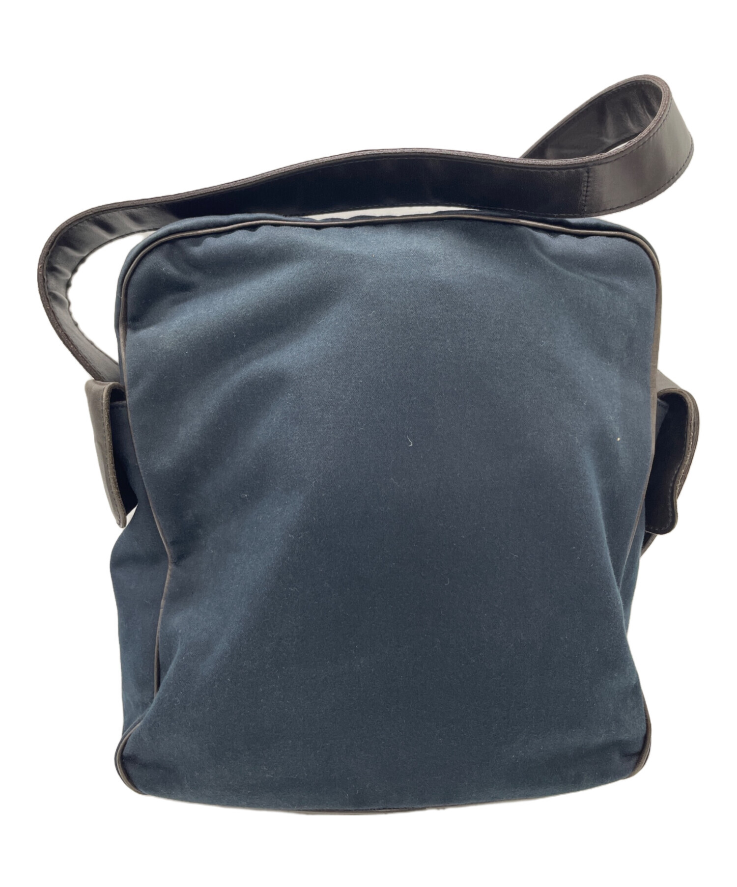 BOTTEGA VENETA ボッテガベネタ ショルダーバッグ  青 【古着】【中古】【送料無料】 中古・古着通販】BOTTEGA VENETA (ボッテガベネタ) ショルダーバッグ