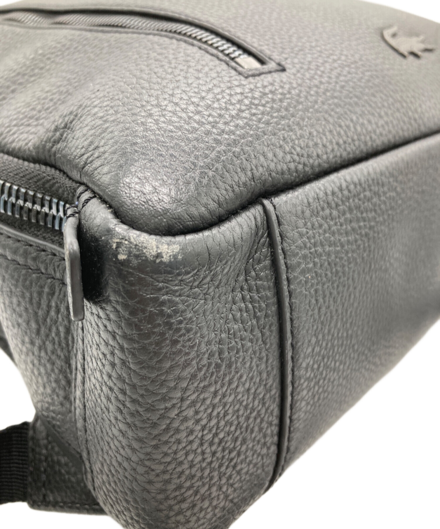 【未使用級】LACOSTE リュック シルバー 中古・古着通販】LACOSTE (ラコステ) リュック ブラック｜ブランド