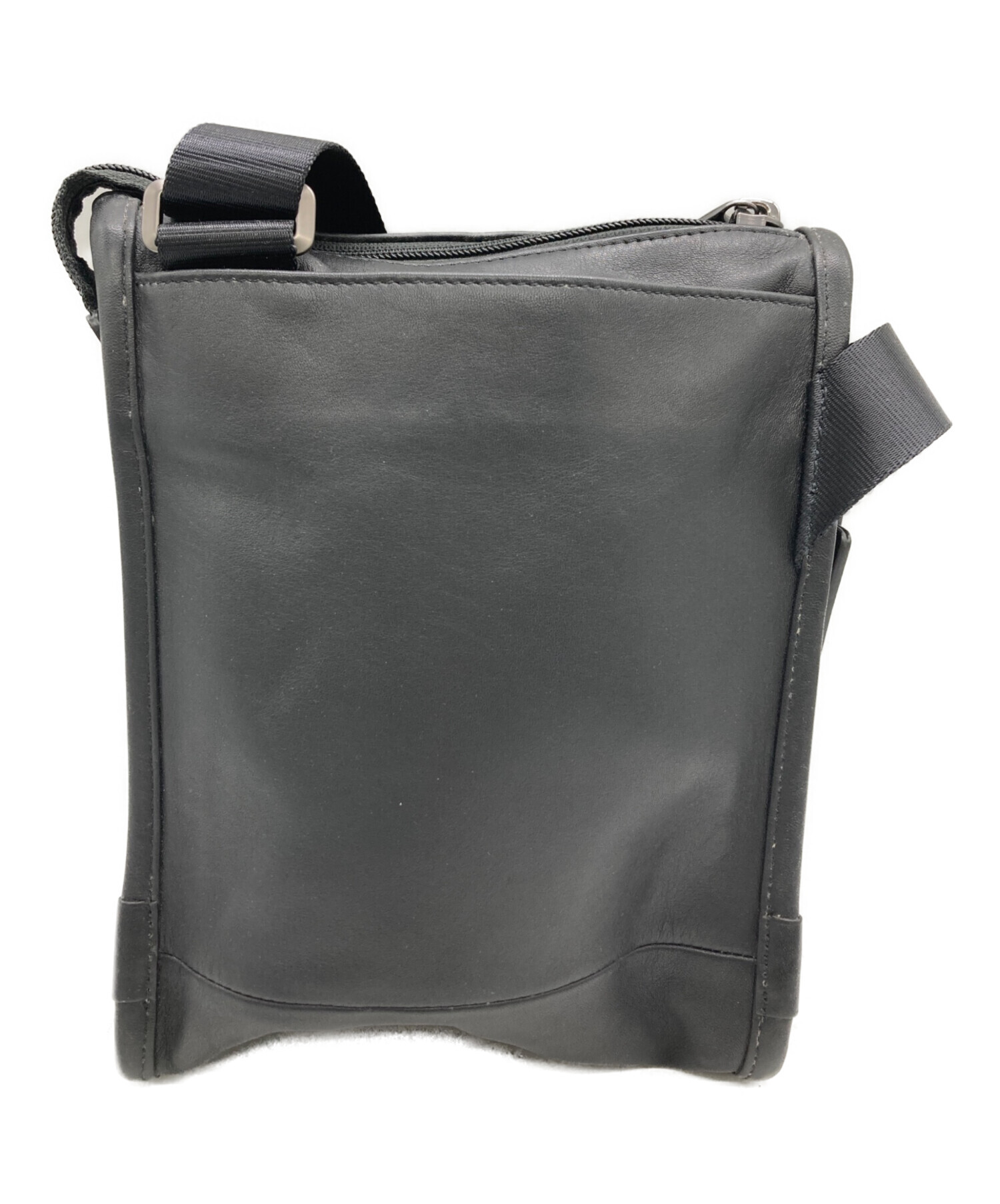 中古・古着通販】TUMI (トゥミ) ショルダーバッグ ブラック｜ブランド