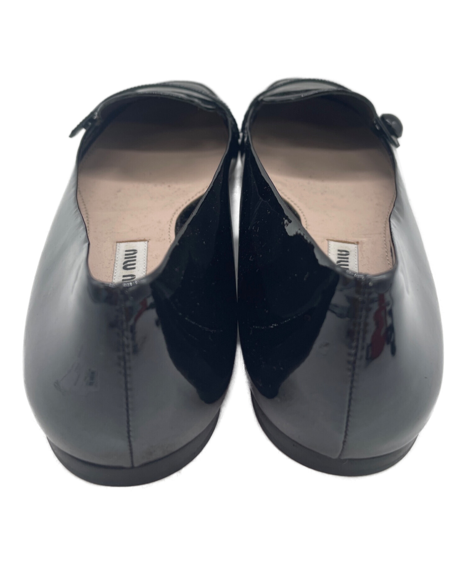 新品未使用 miu miu ブラック フラットシューズ 中古・古着通販】MIU MIU (ミュウミュウ) フラットシューズ ブラック