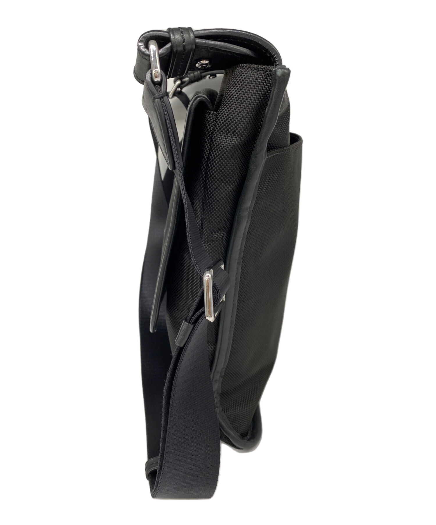 中古・古着通販】TUMI (トゥミ) ショルダーバッグ ブラック｜ブランド