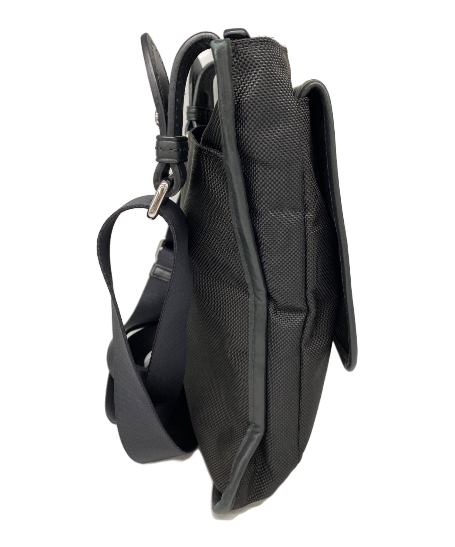 中古・古着通販】TUMI (トゥミ) ショルダーバッグ ブラック｜ブランド