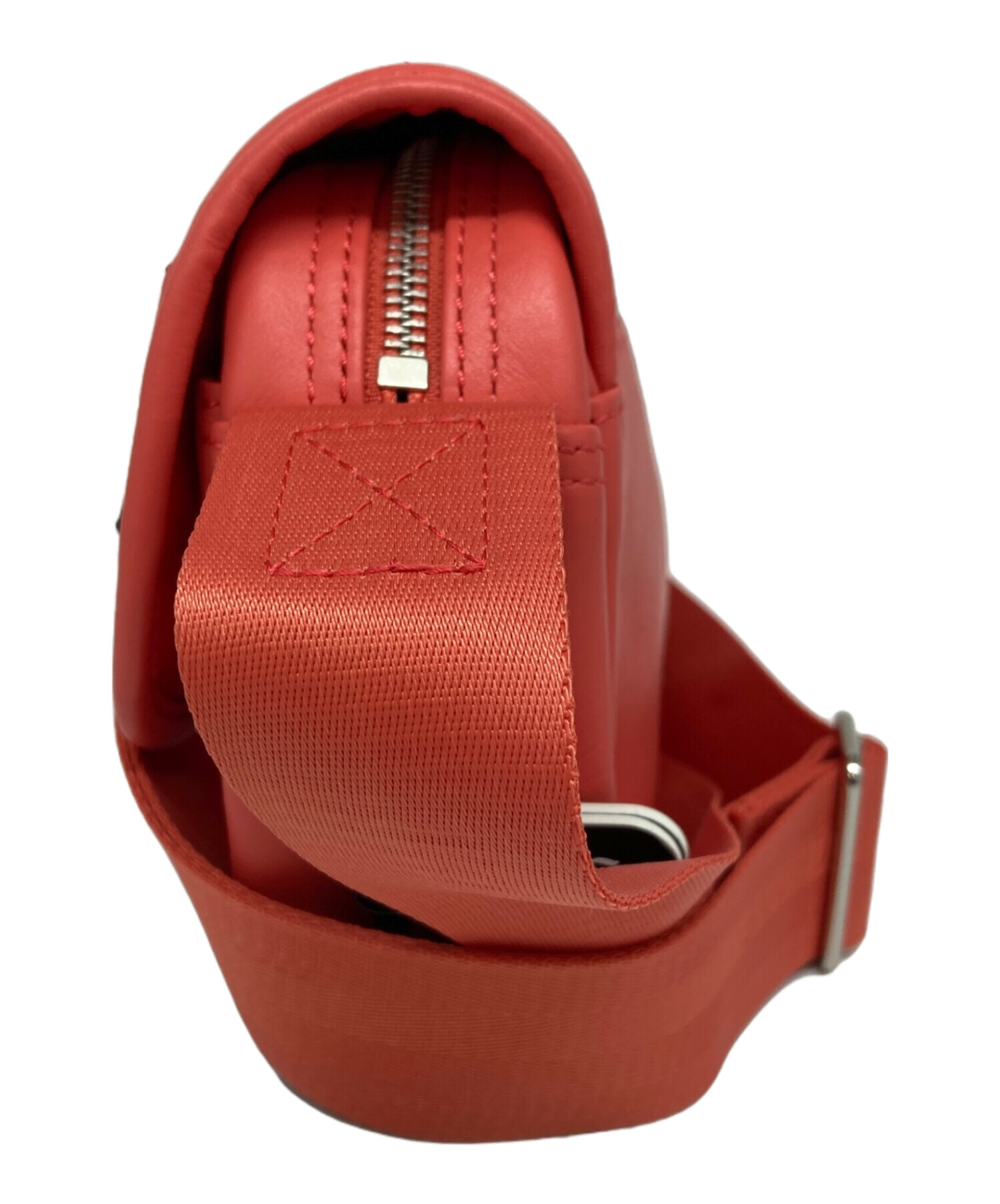 LONGCHAMP 藤素材バッグ　肩ひも付き(新品未使用品) 中古・古着通販】LONGCHAMP (ロンシャン) ショルダーバッグ レッド