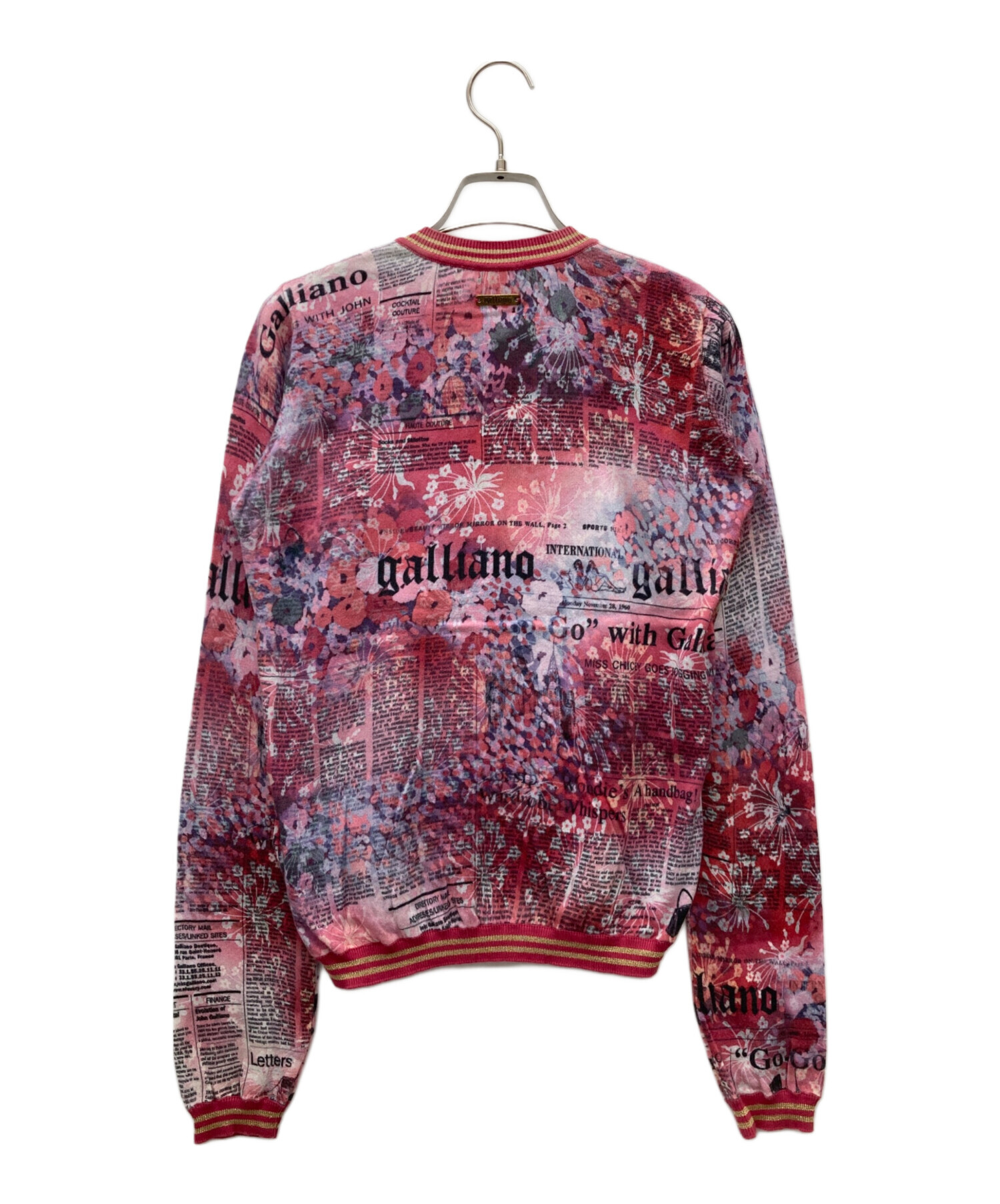 良品 ガリアーノ galliano カーディガン ピンク ニュースペーパー 総柄 中古・古着通販】JOHN GALLIANO (ジョンガリアーノ) floral newspaper