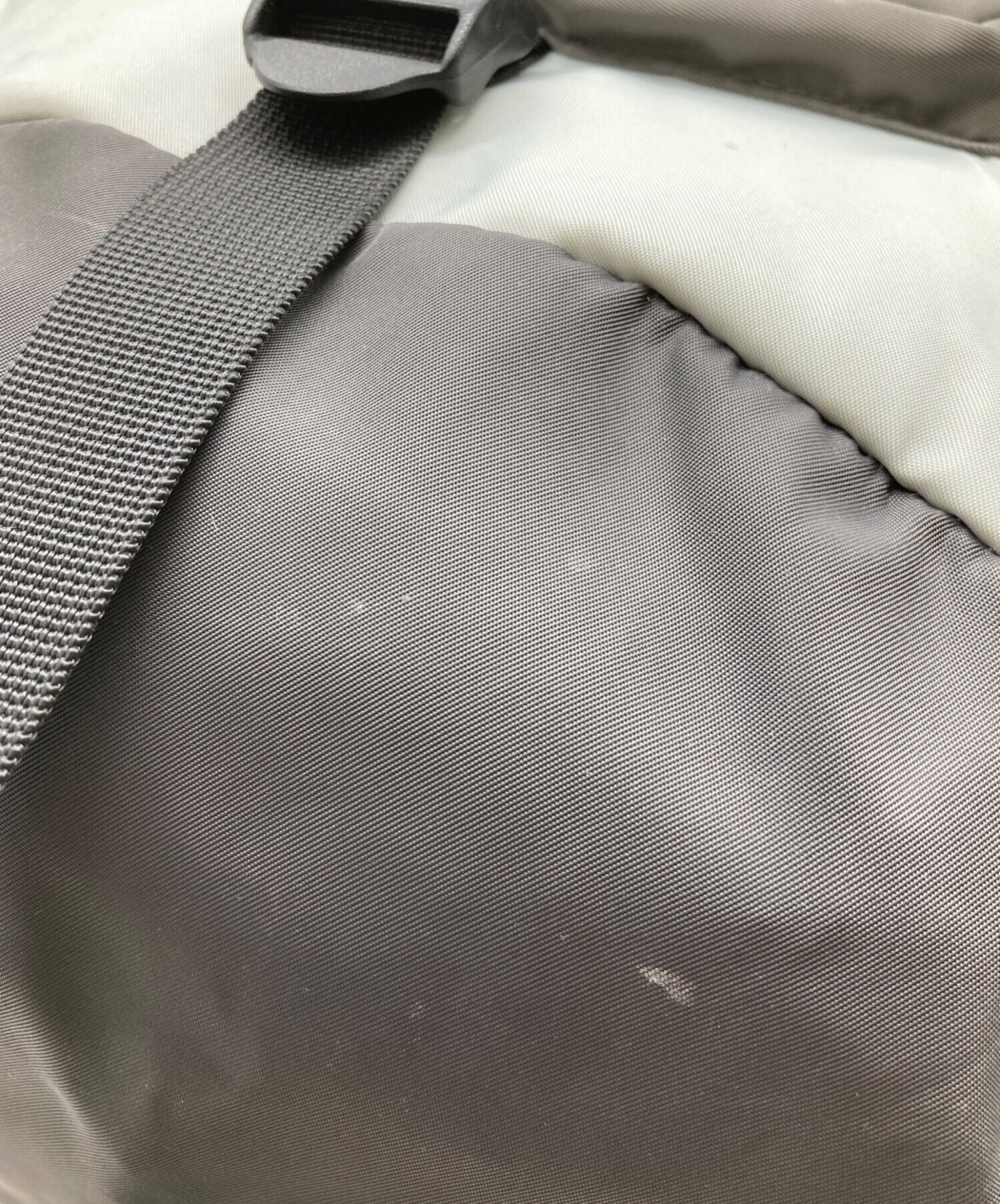 armarex ワンショルダーバッグ スリングバッグ グレー アルマレックス