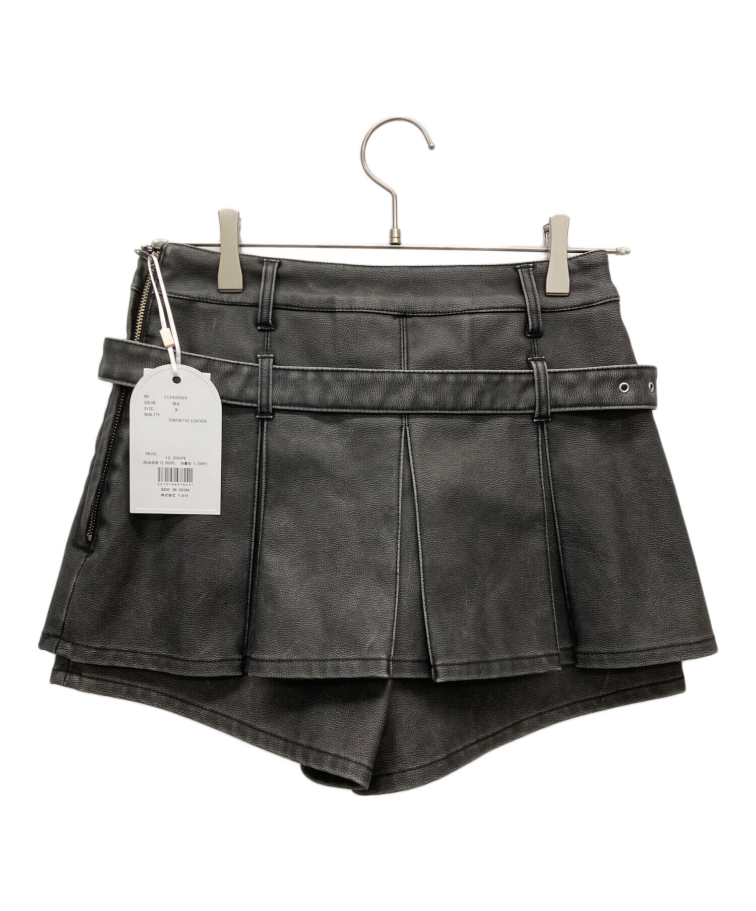 Darich アンティークレザープリーツショートパンツ ダーリッチ