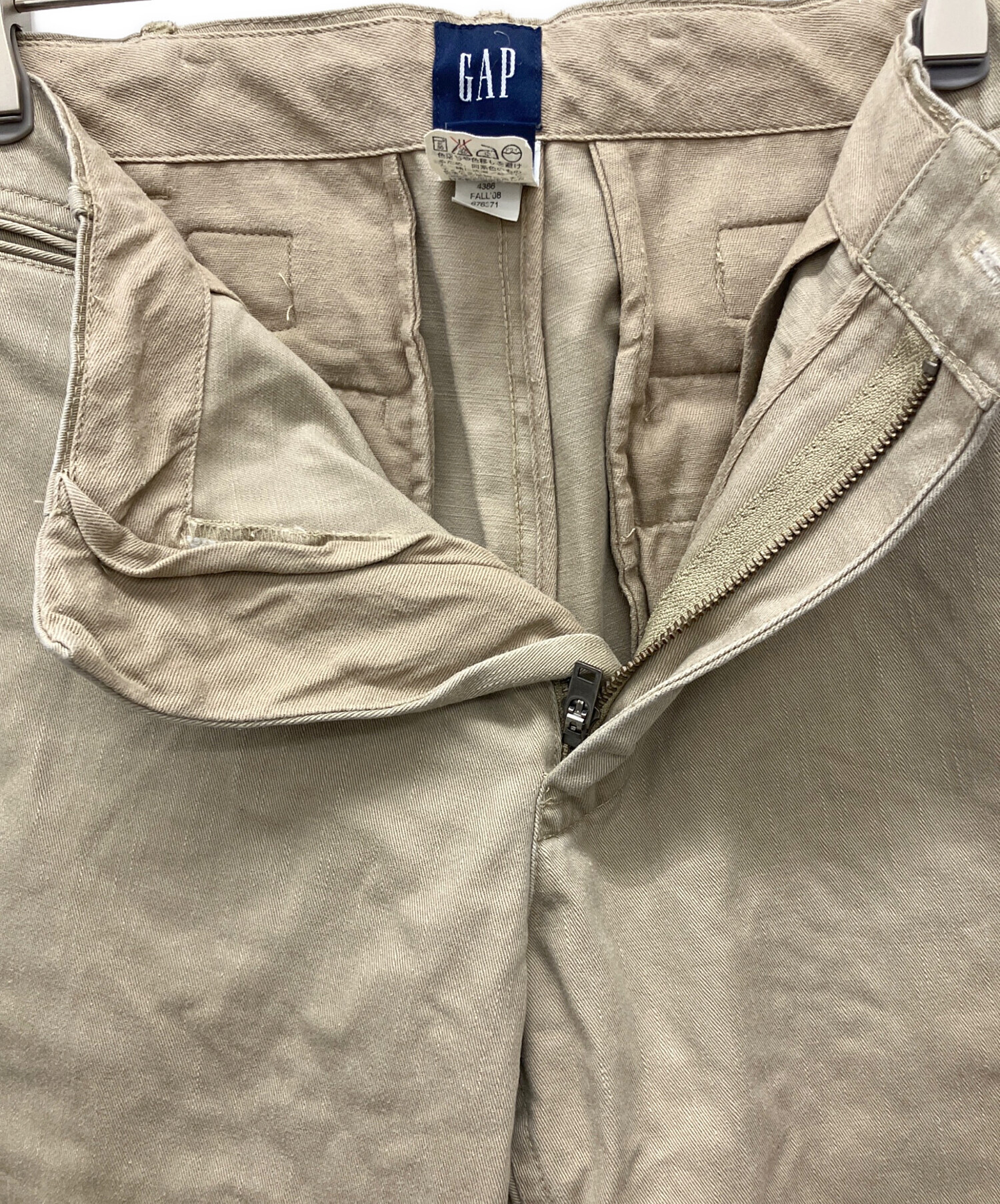 中古・古着通販】GAP (ギャップ) シンチバックパンツ カーキ サイズ:79