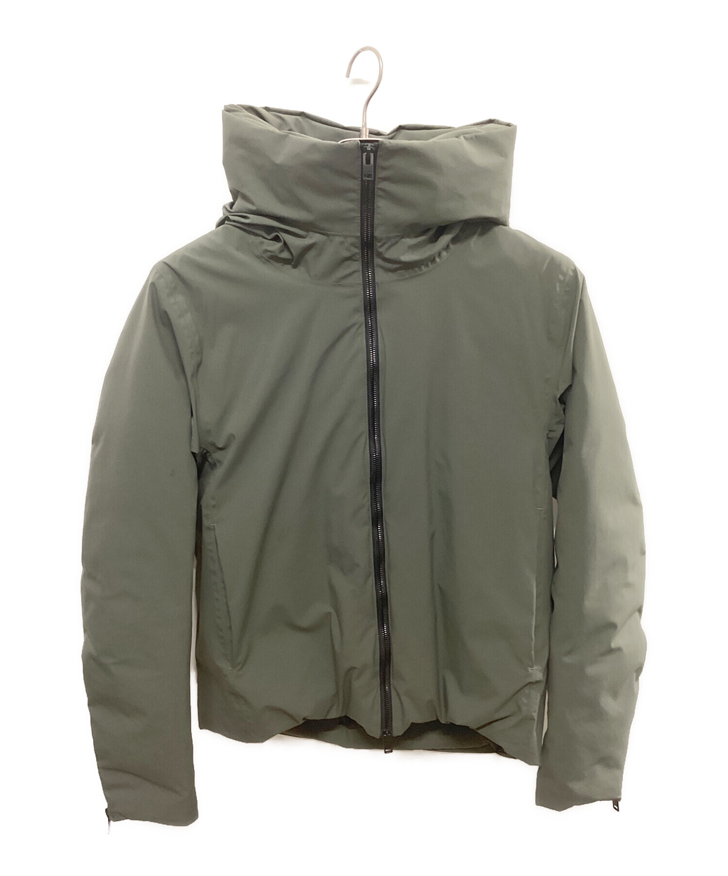 ATTACHMENT アタッチメント3レイヤーライトタフタフーデッドダウン