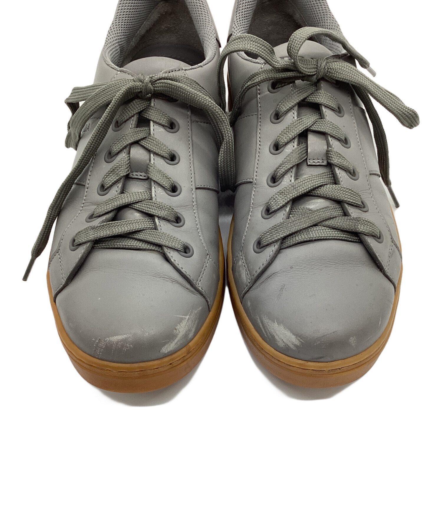 中古・古着通販】PRADA (プラダ) LOGO LOW TOP SNEAKERS グレー サイズ