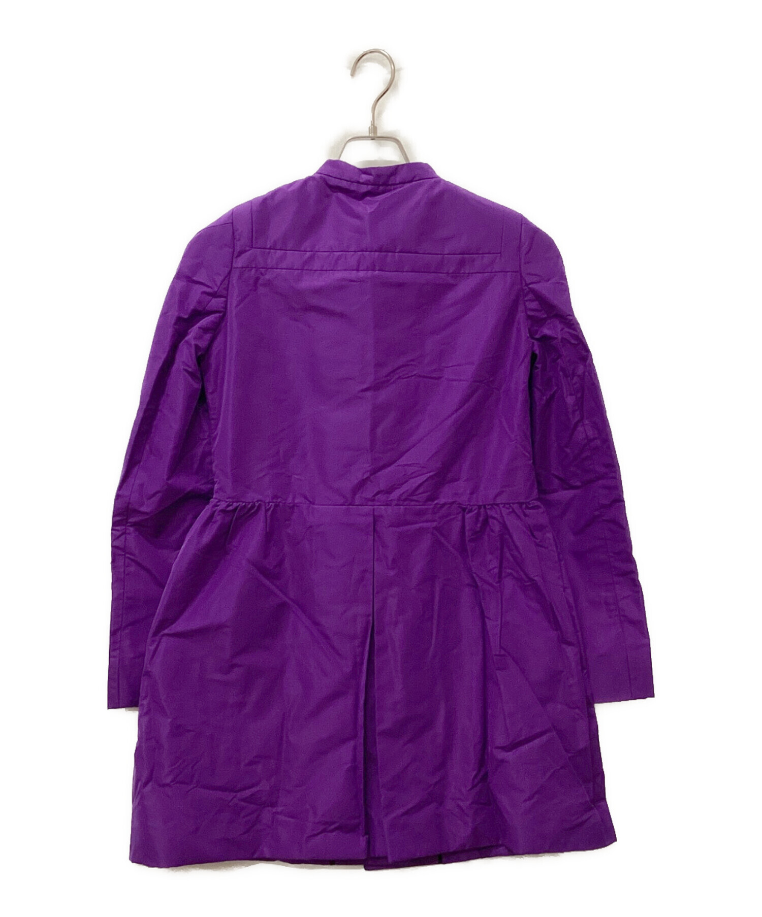 MIUMIU コートパープル 中古・古着通販】MIU MIU (ミュウミュウ) ノーカラーナイロンコート