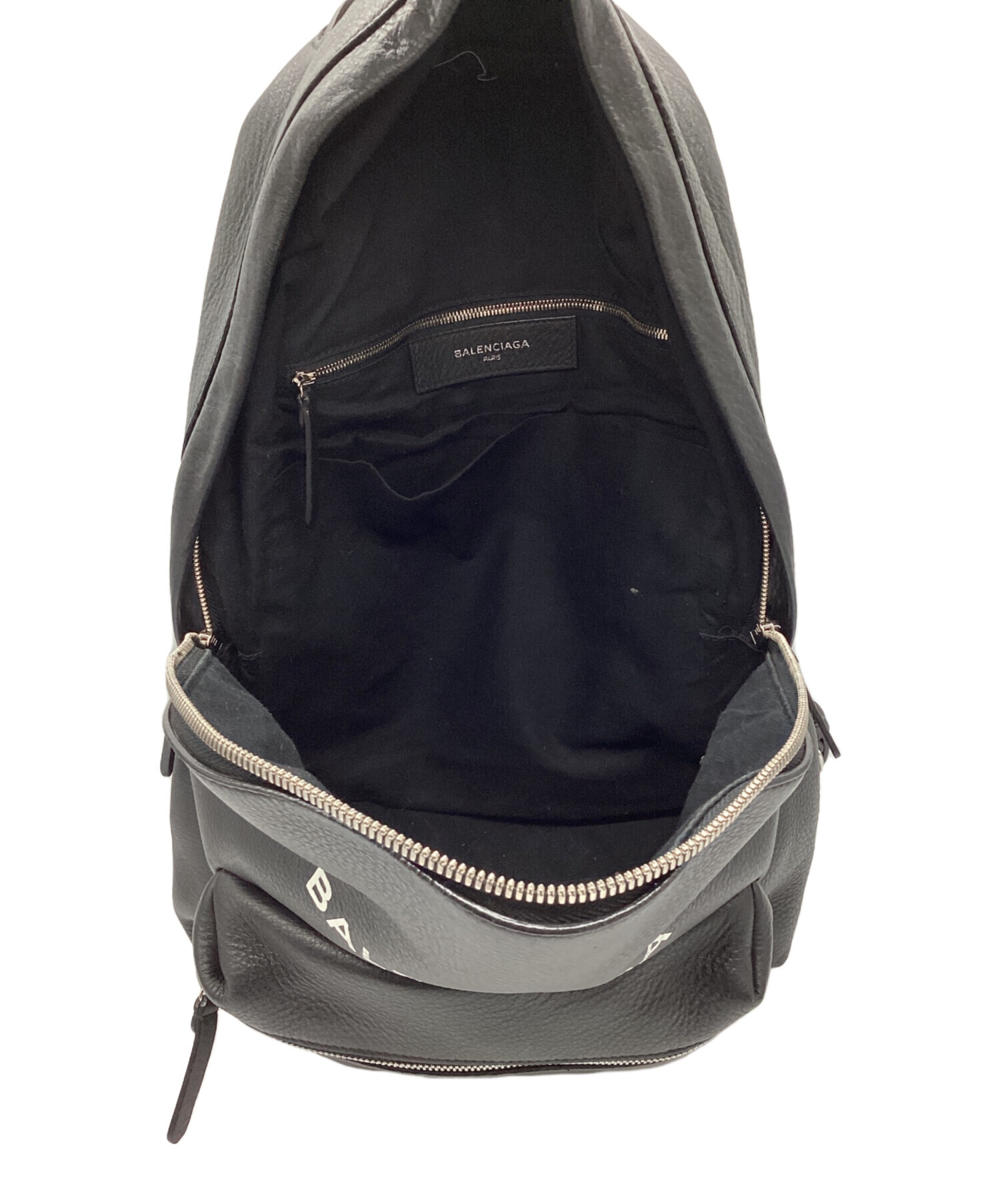 BALENCIAGA激似のノーブランド クラシックリュックサック レザーブラック 中古・古着通販】BALENCIAGA (バレンシアガ) レザーリュック ブラック