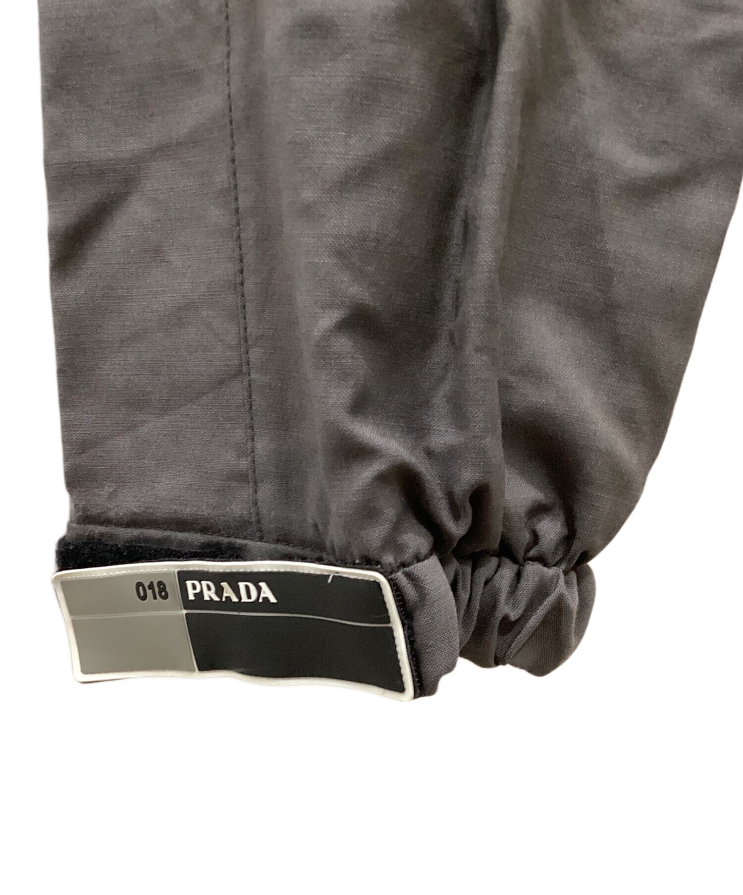 中古・古着通販】PRADA (プラダ) CONTRASTING BAND PANTS グレー