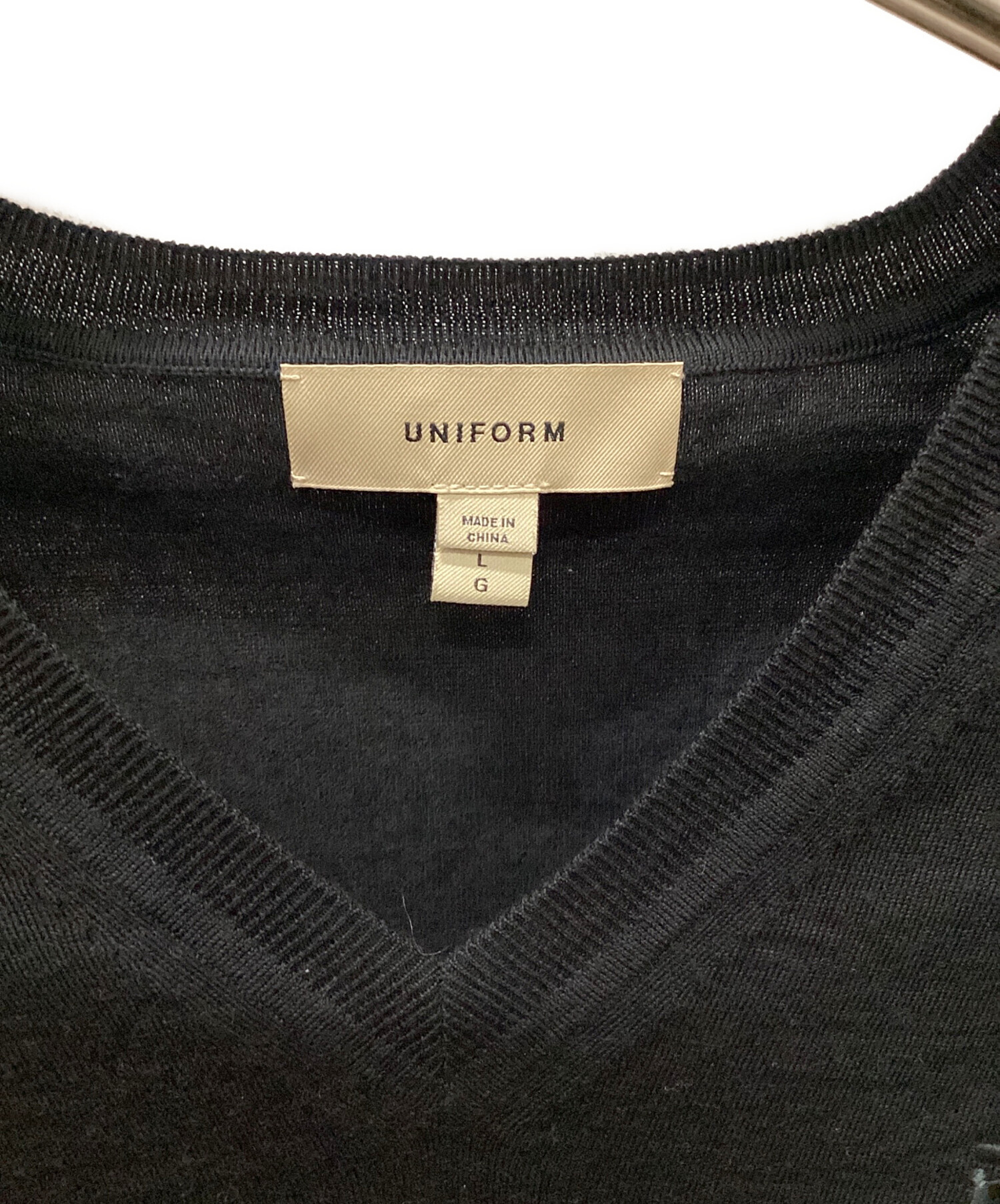 中古・古着通販】BURBERRY (バーバリー) UNIFORM/TBロゴ Vネックニット 