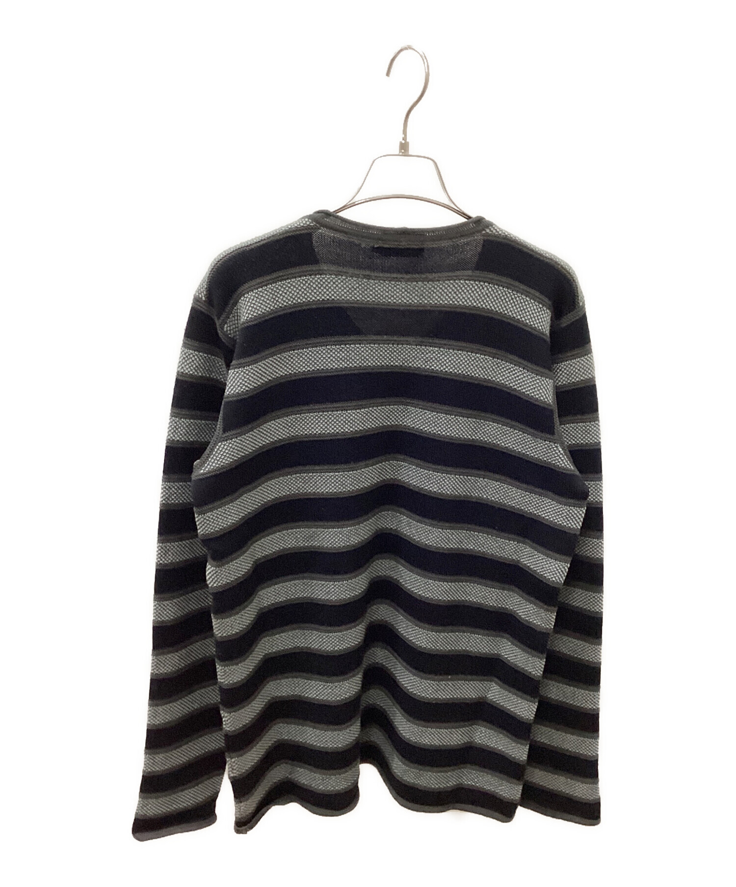 中古・古着通販】GIORGIO ARMANI (ジョルジョアルマーニ) Vネック 