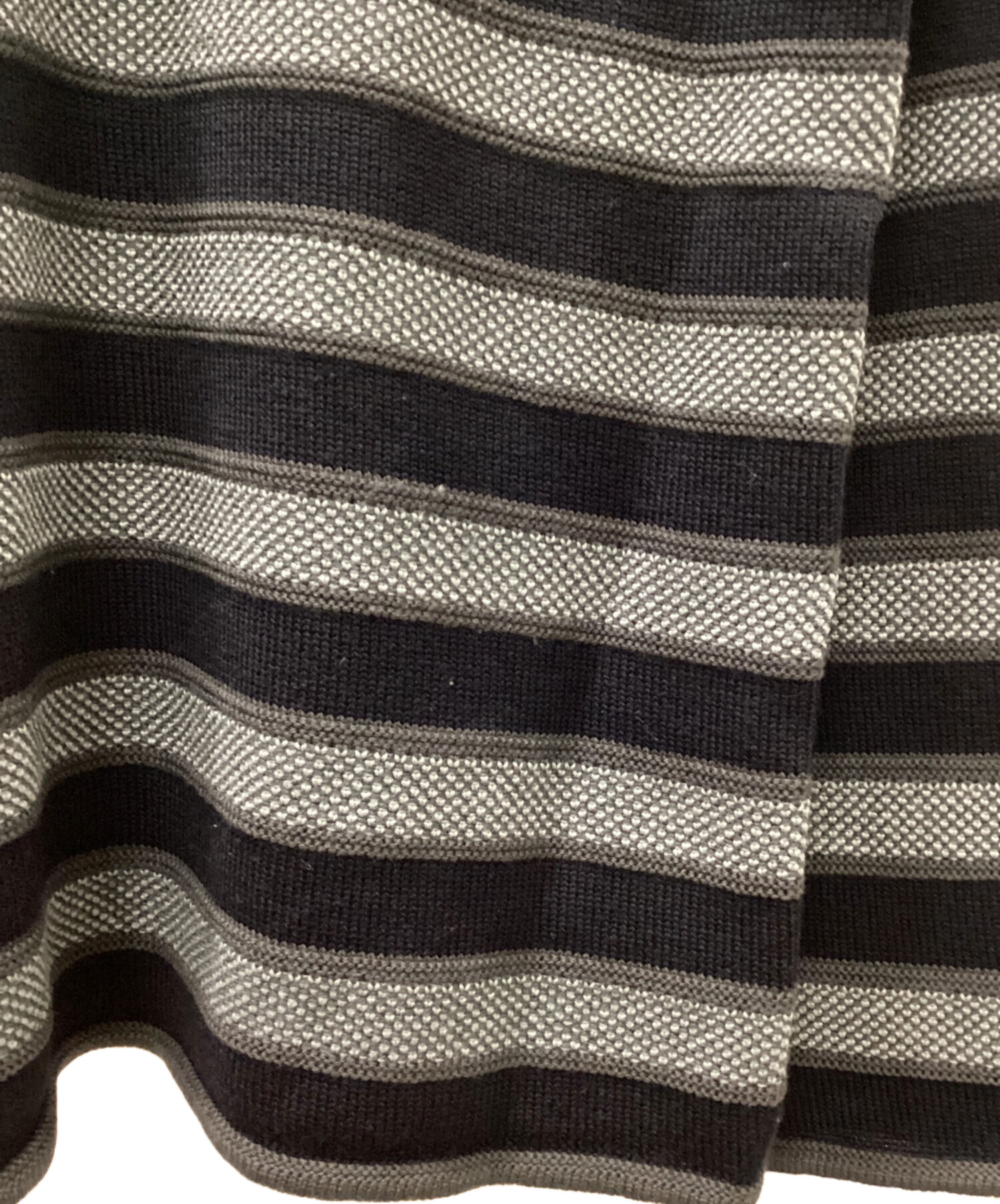 中古・古着通販】GIORGIO ARMANI (ジョルジョアルマーニ) Vネック 