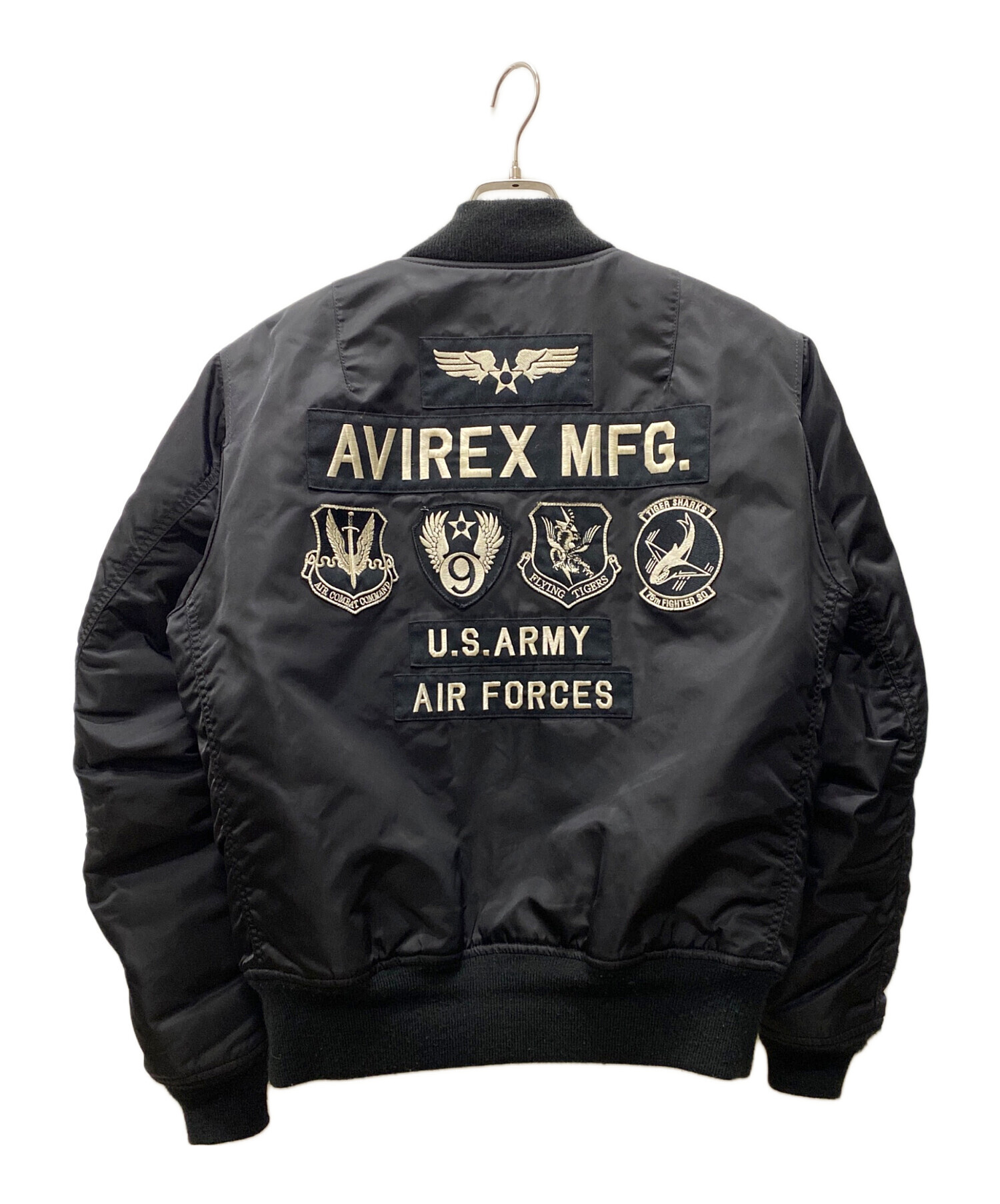 AVIREX ブラック MA-1ジャケット Lサイズ AVIREX MA-1 バッグロゴ刺繍
