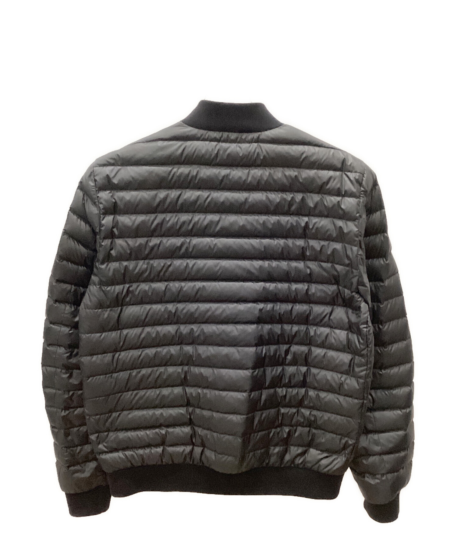 中古・古着通販】PRADA (プラダ) トライアングルプレート ダウン