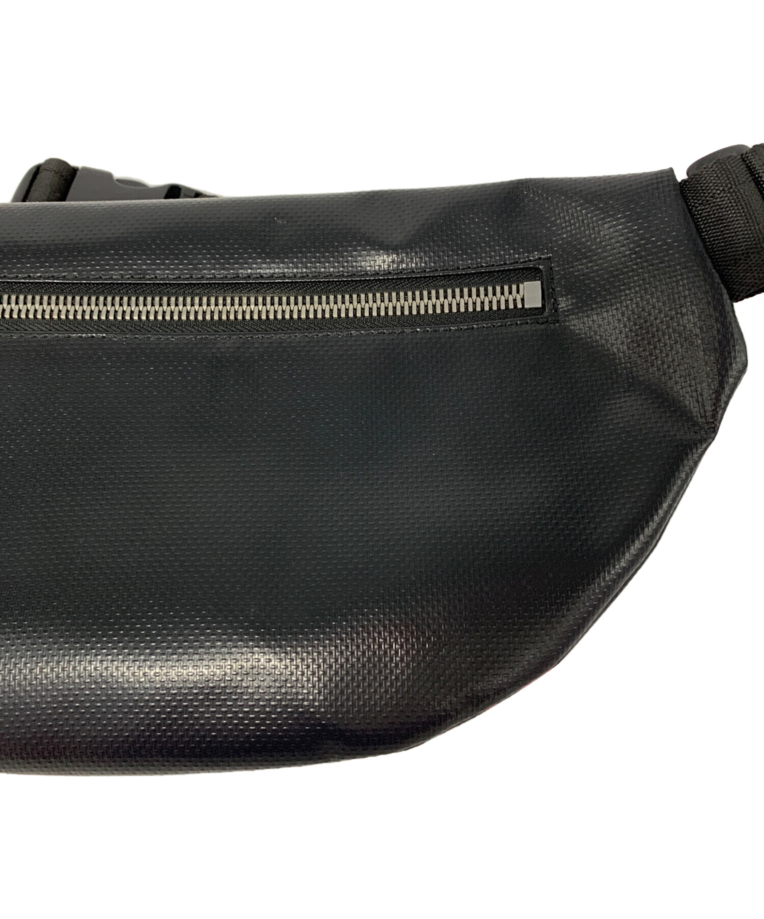 中古・古着通販】DIESEL (ディーゼル) ボディーバッグ ブラック×レッド