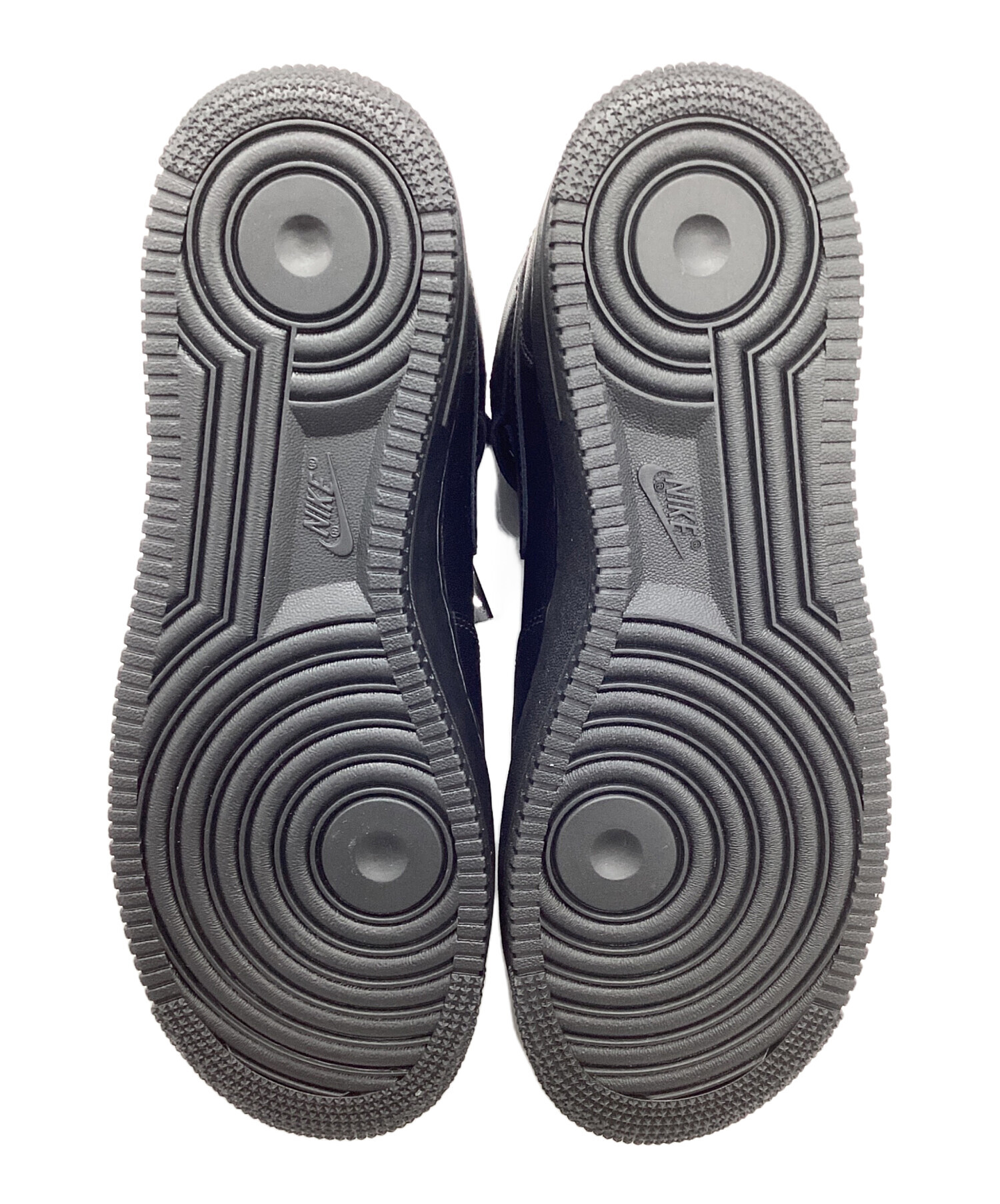 Nike Supreme スニーカー 9.5 US ブラック 中古・古着通販】NIKE (ナイキ) Supreme (シュプリーム) スニーカー