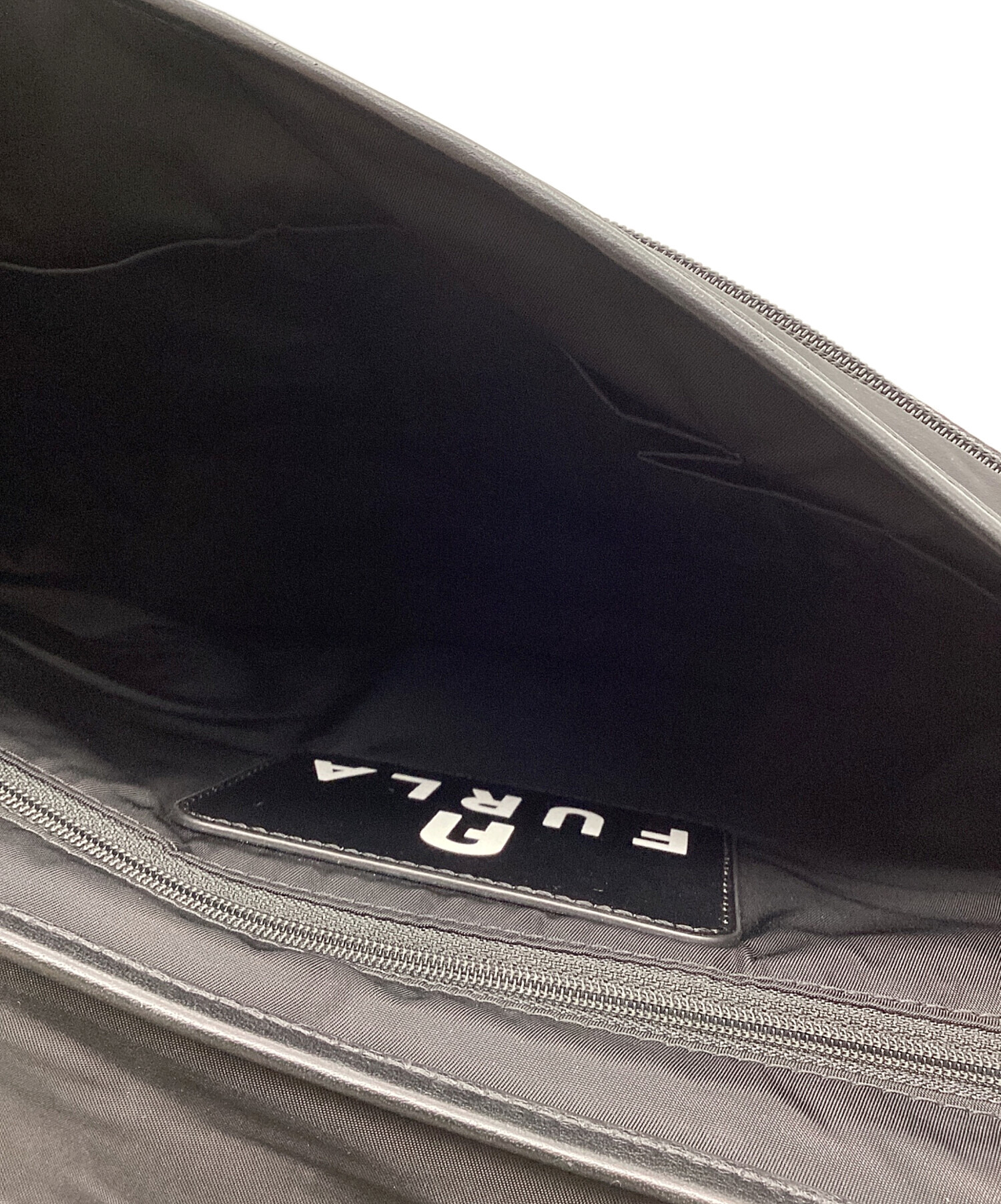 中古・古着通販】FURLA (フルラ) メッセンジャーバッグ ブラック