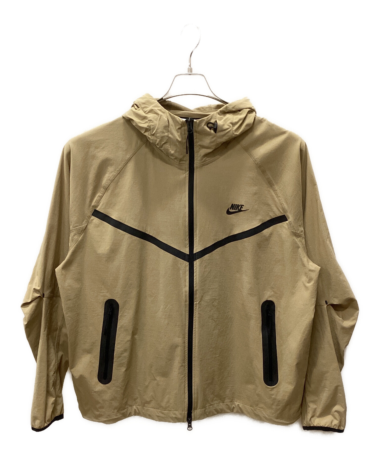 中古・古着通販】NIKE (ナイキ) テックウィンドランナー カーキ 