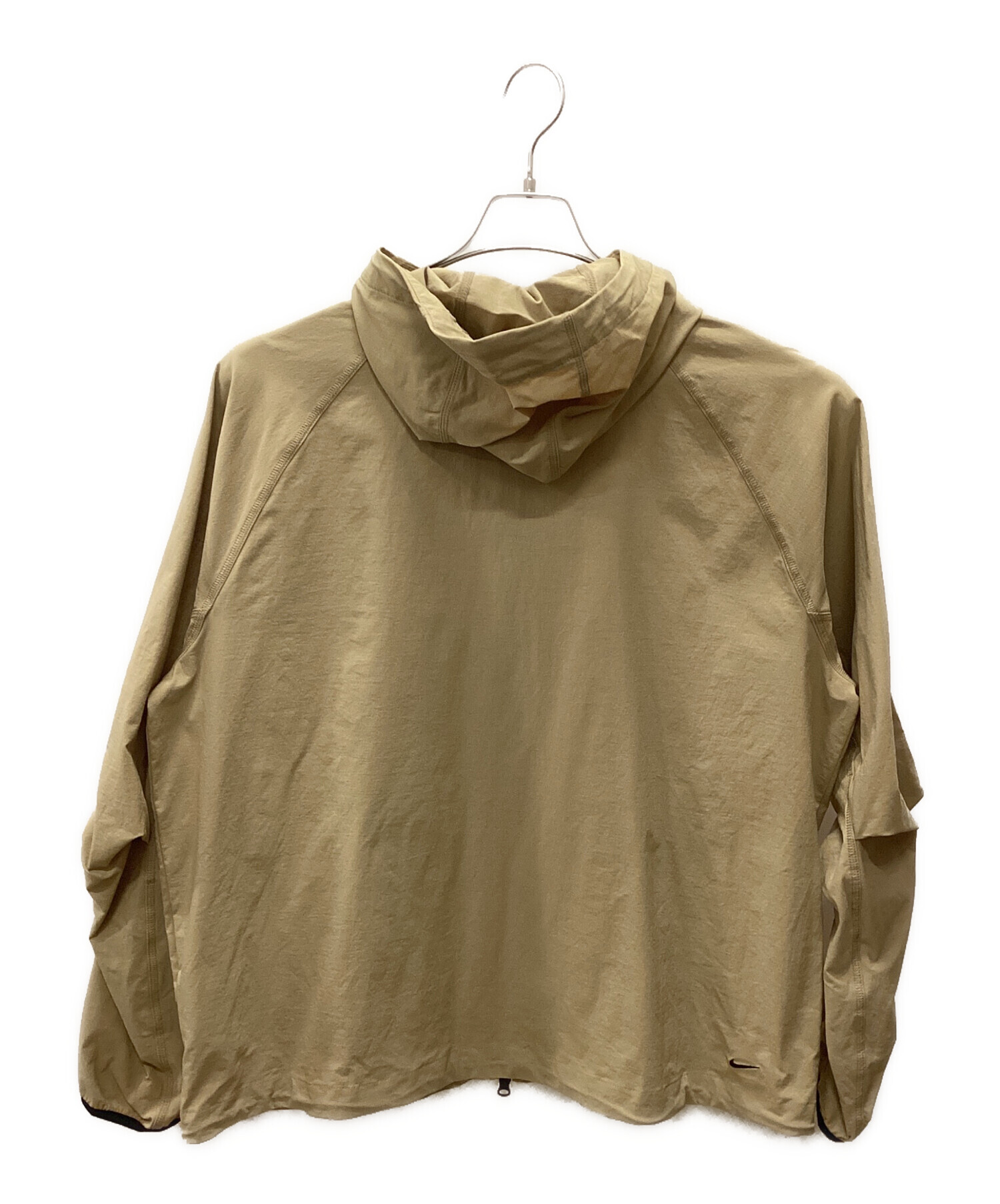 中古・古着通販】NIKE (ナイキ) テックウィンドランナー カーキ 