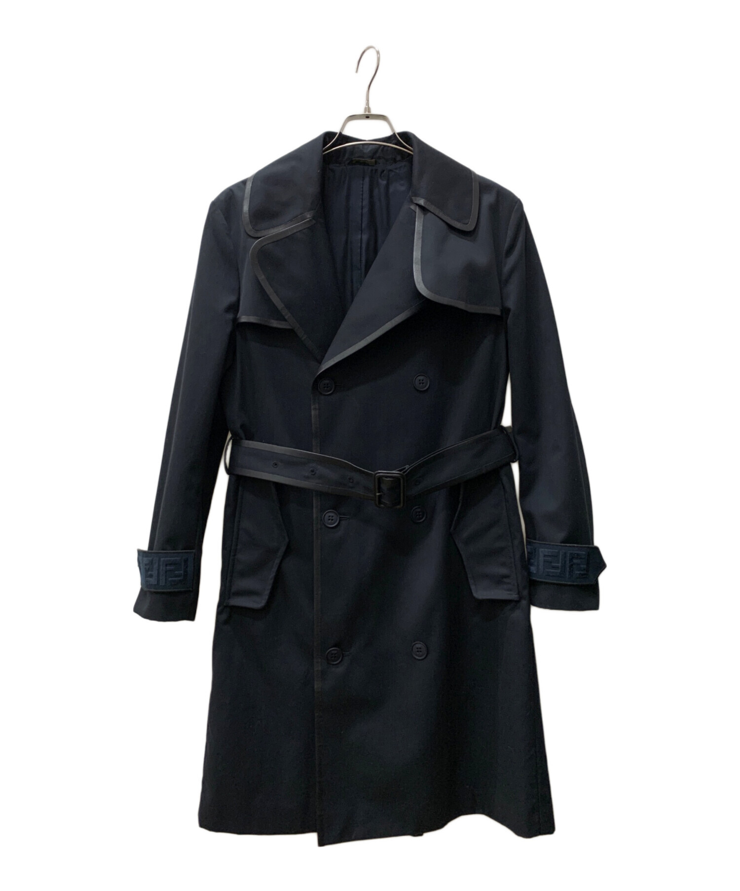FENDI 黒♪ジャケット♪トレンチコート♪アウター♪Made in Italy 中古・古着通販】FENDI (フェンディ) 袖ロゴレザーパイピングトレンチ