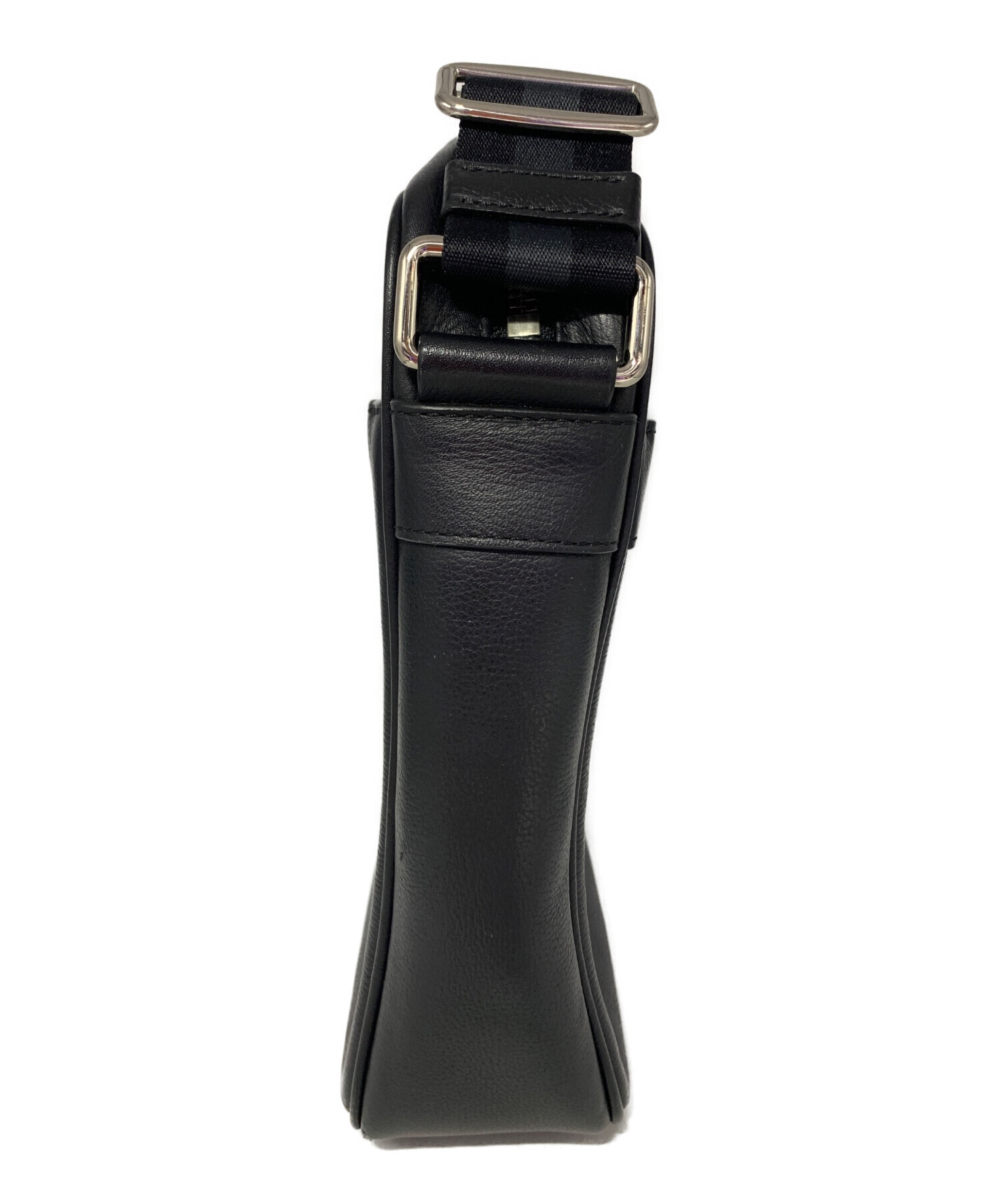 COACHショルダーバッグ新品未使用 値下げ致しました( ᴗ ᴗ ) 中古・古着通販】COACH (コーチ) ショルダーバッグ ブラック｜ブランド
