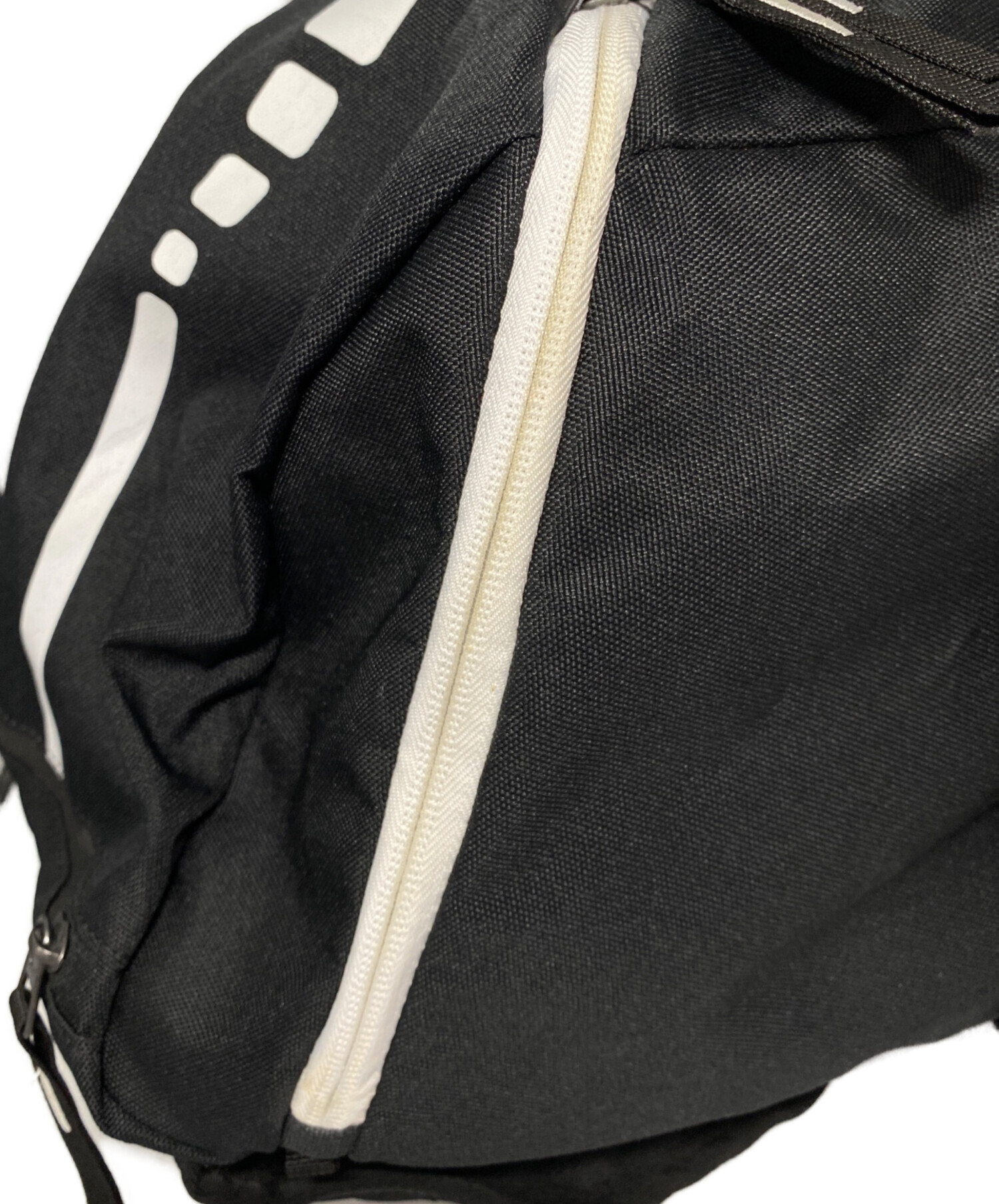 【中古品】【洗濯済み】Nike リュックサック　ブラック黒　学生用大人用メンズ 中古・古着通販】NIKE (ナイキ) リュック ブラック｜ブランド・古着