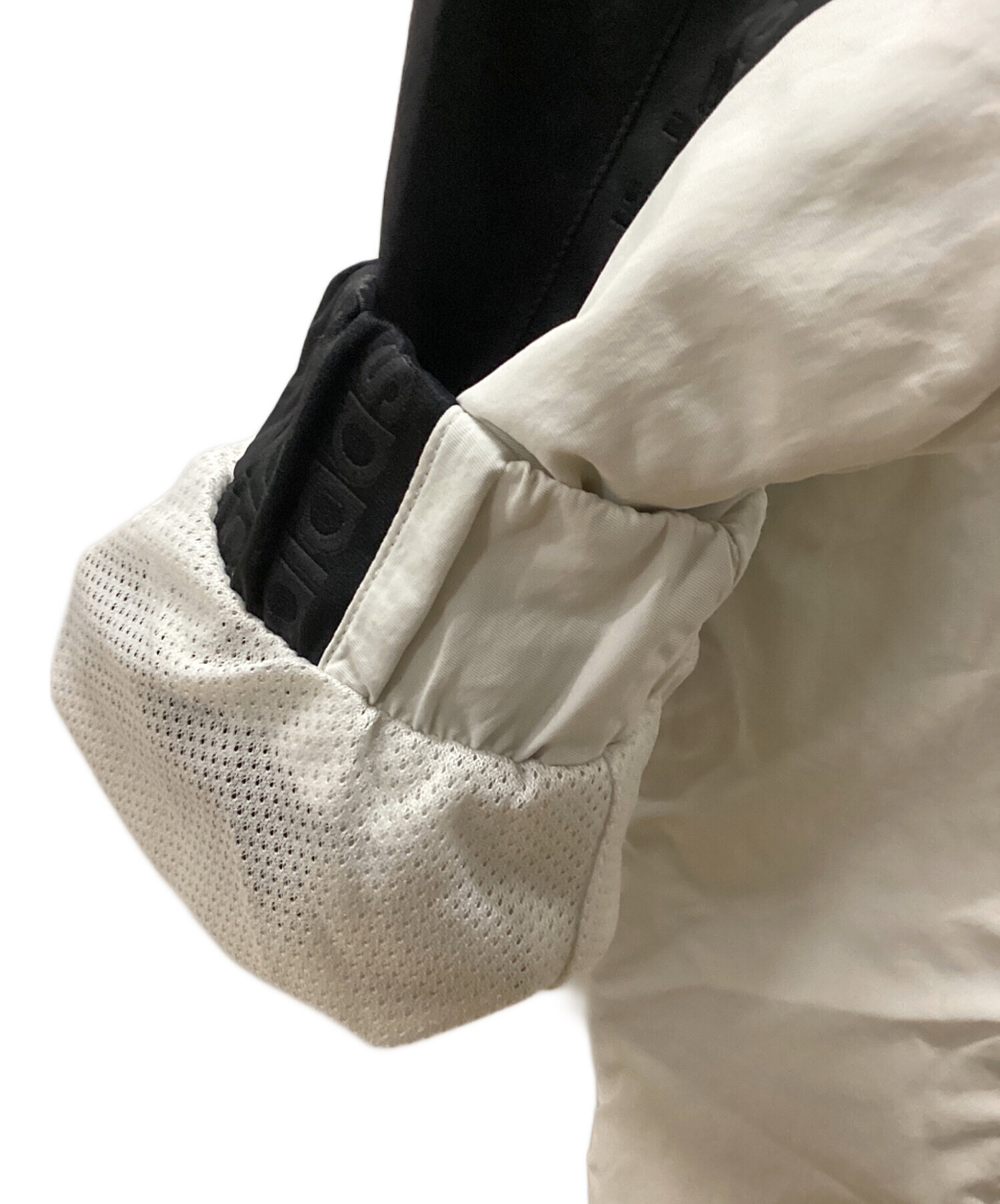 中古・古着通販】adidas (アディダス) ウインドブレーカー ブラック 