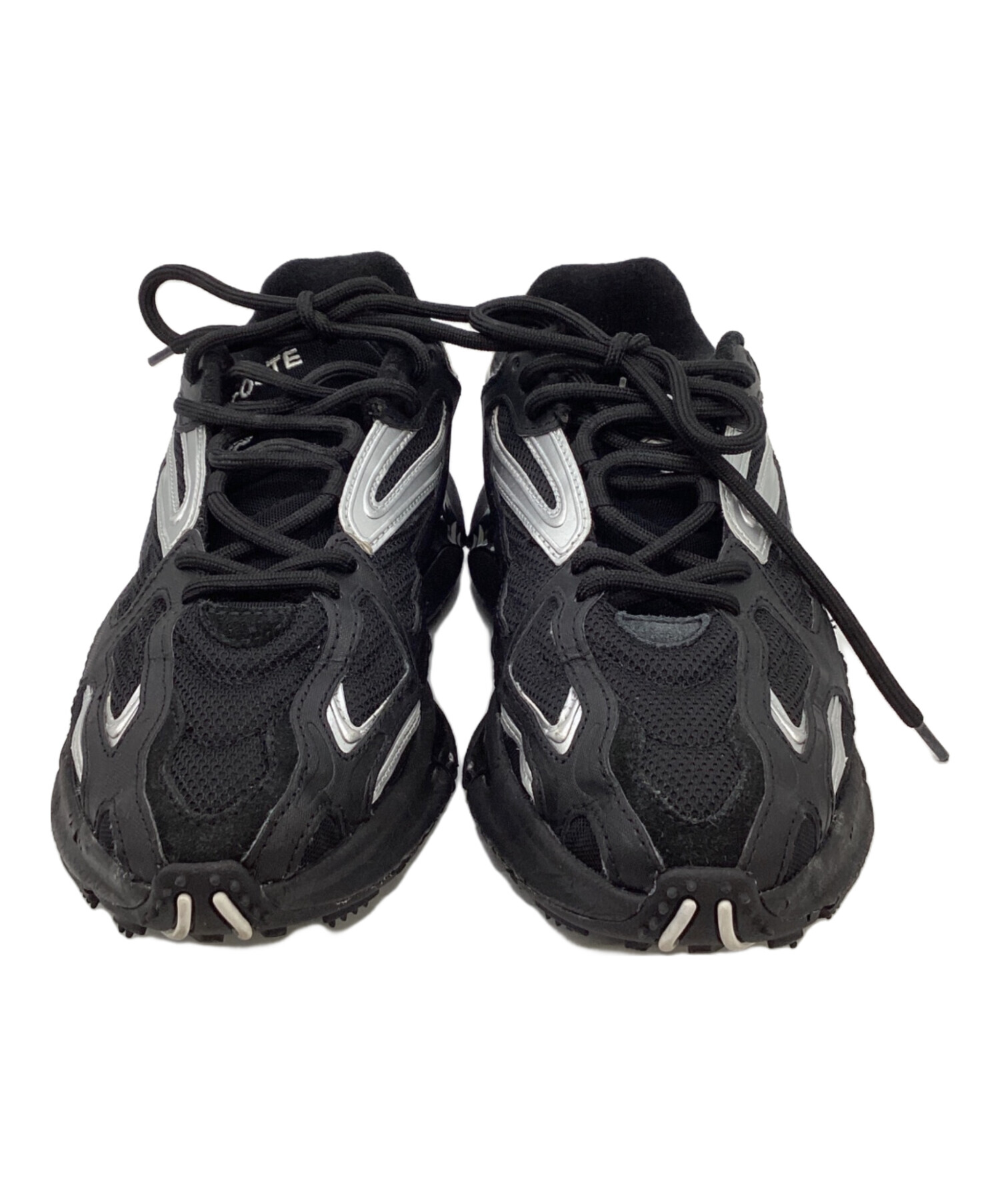 中古・古着通販】LACOSTE (ラコステ) スニーカー ブラック サイズ:27.5 
