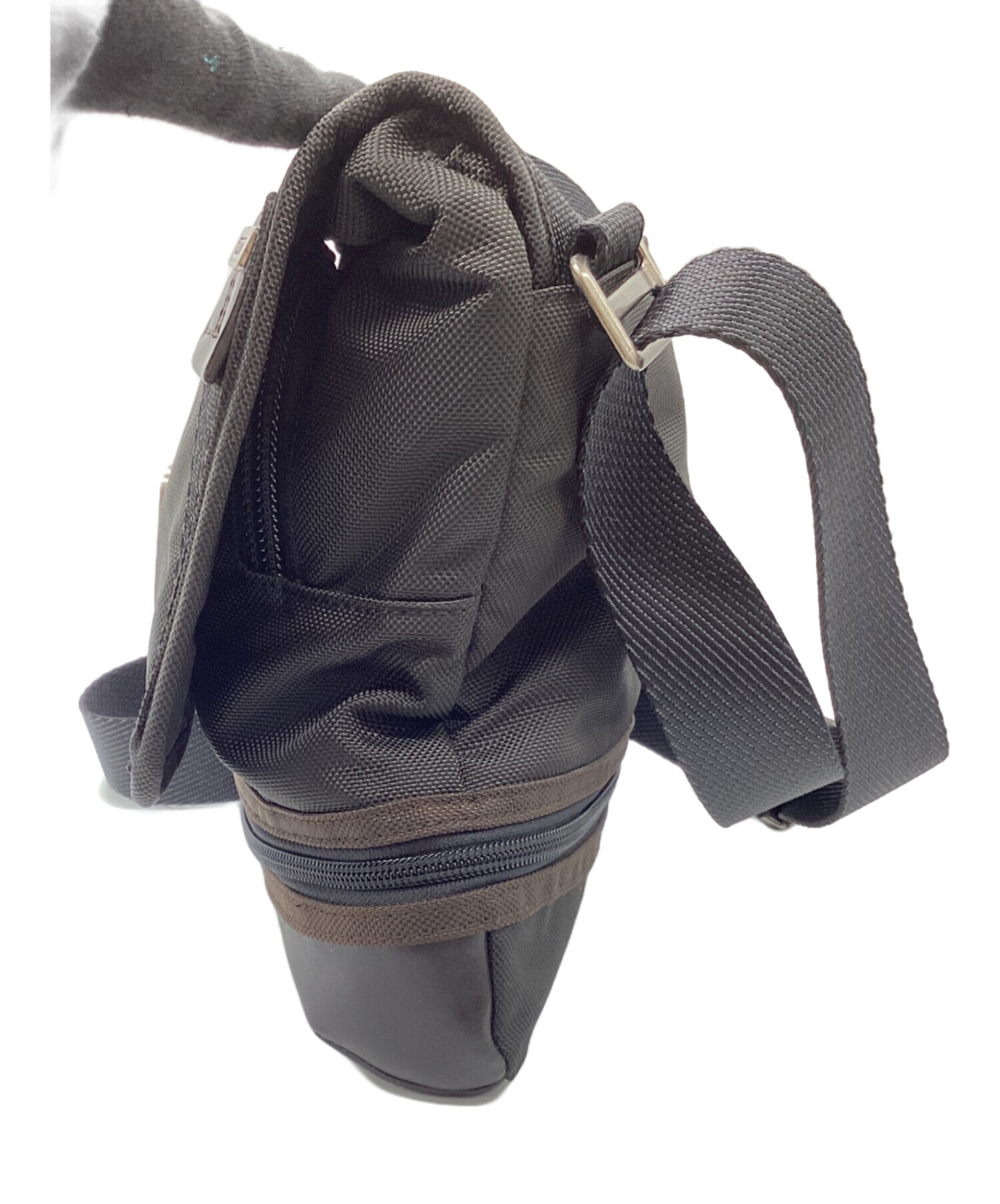 中古・古着通販】TUMI (トゥミ) メッセンジャーバッグ ブラウン 