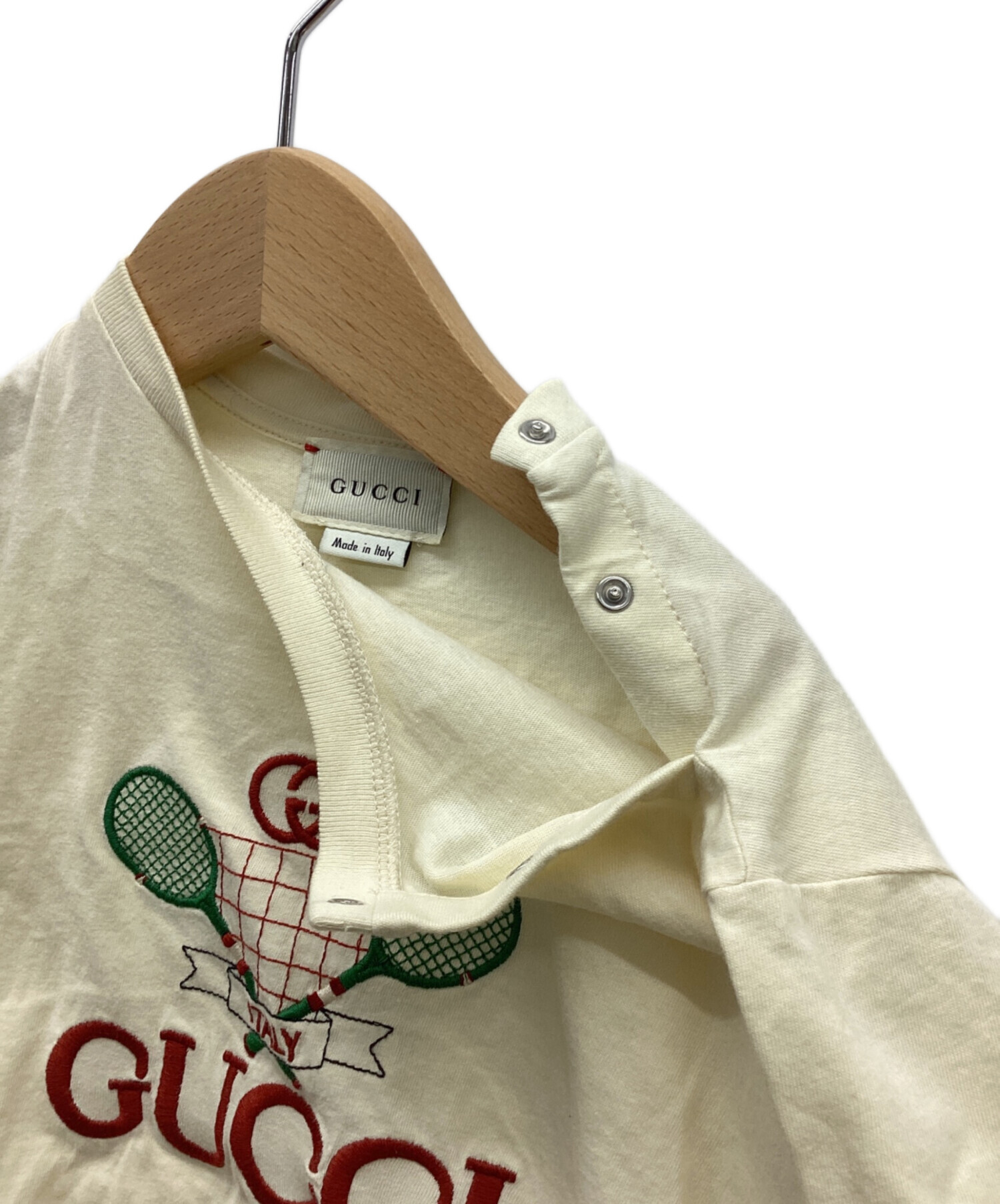グッチ　カットソー　ベージュ系　Tシャツ　袖ブランドロゴ　GUCCI　半袖　M 中古・古着通販】GUCCI (グッチ) 半袖カットソー ベージュ サイズ:80cm