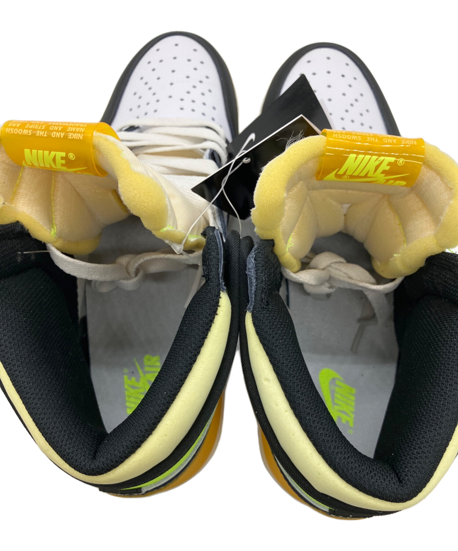 ナイキ ハイカット スニーカー ホワイト/イエロー/ブラック 中古・古着通販】NIKE (ナイキ) ハイカットスニーカー ホワイト