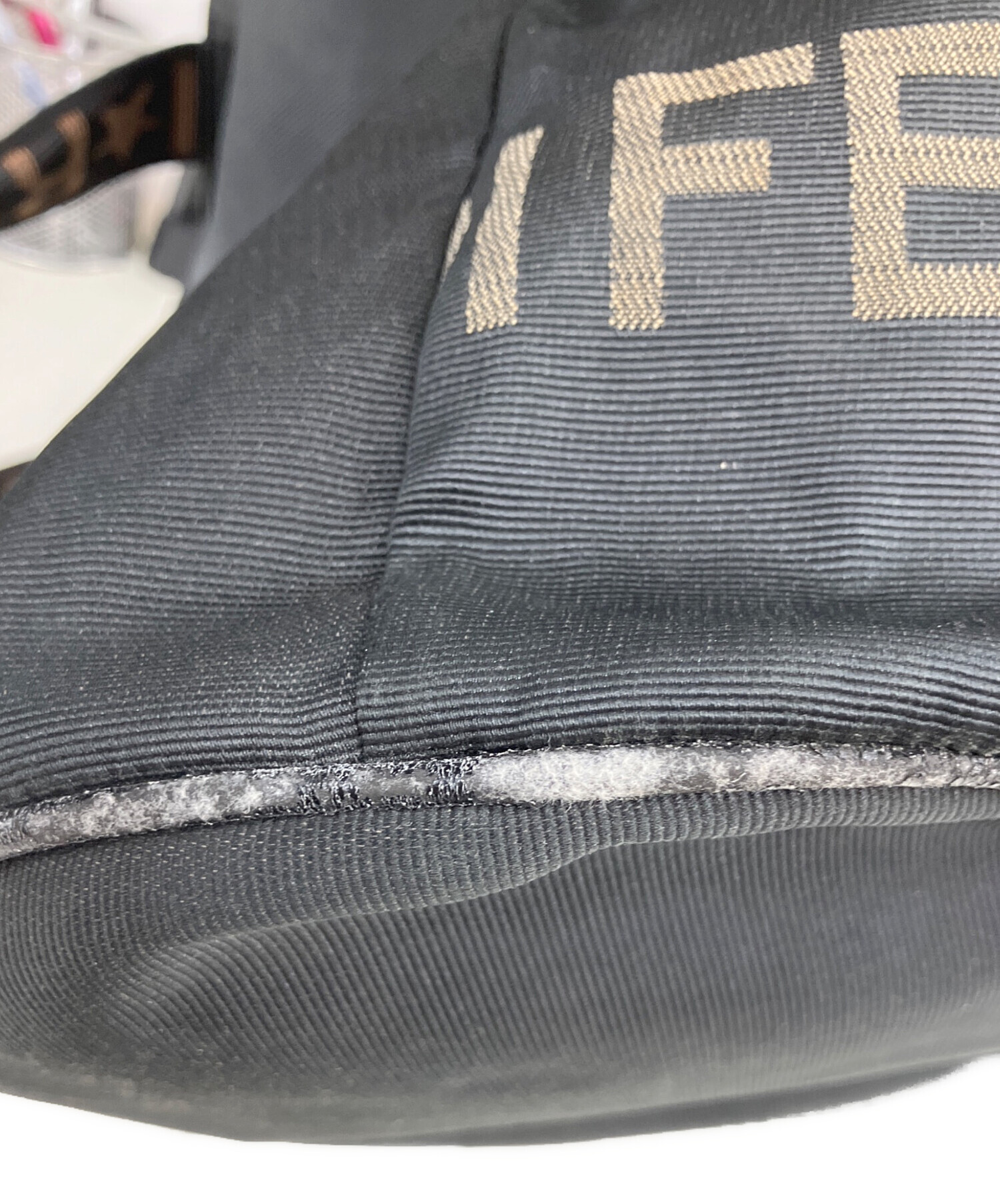 中古・古着通販】FENDI (フェンディ) ナイロンバッグ ブラック