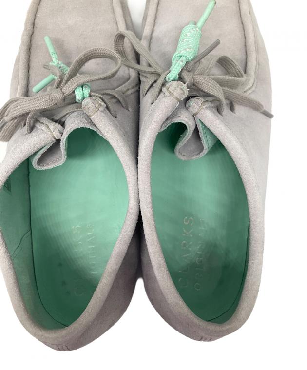 中古・古着通販】CLARKS (クラークス) ワラビーシューズ グレー サイズ